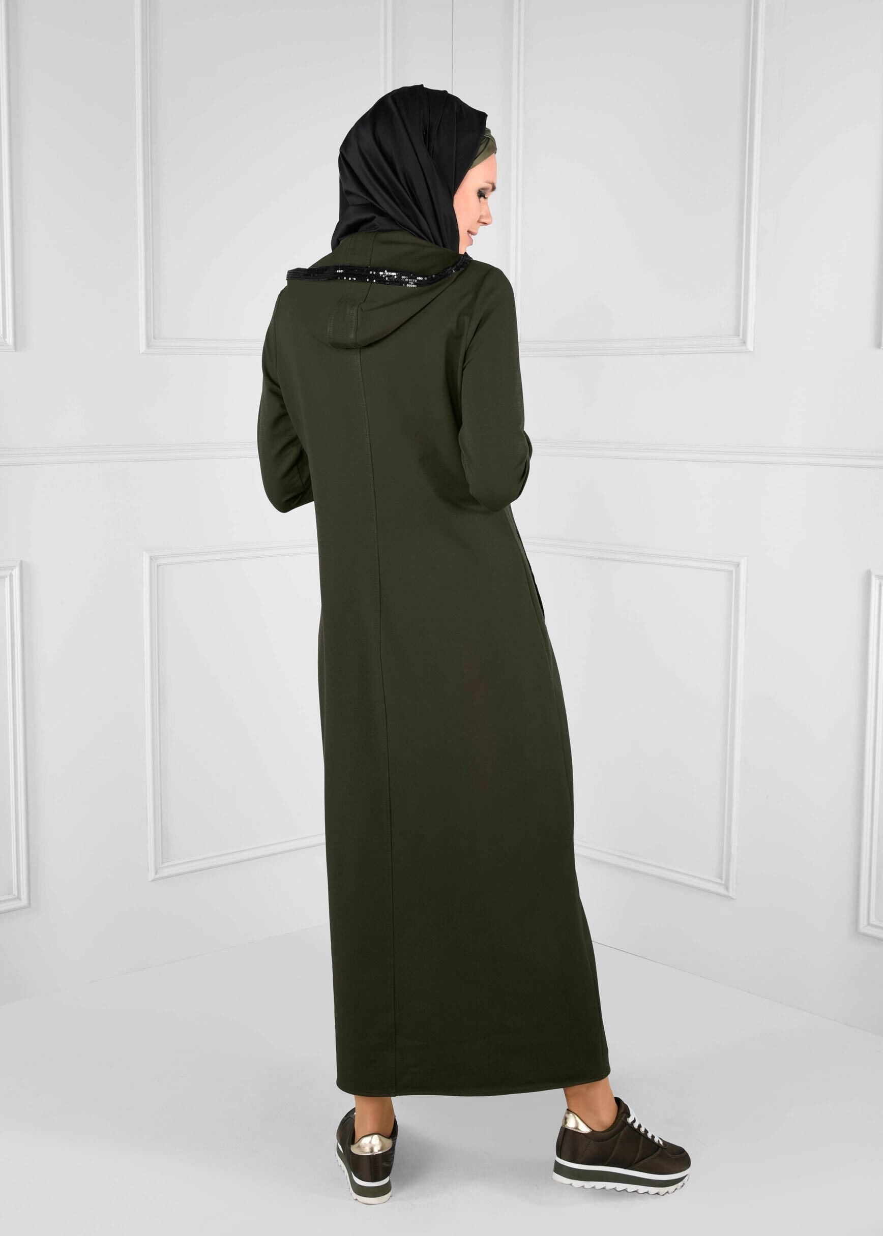 Tesettür giyim HAKİ PAYET DETAYLI KAPÜŞONLU CEPLİ EŞOFMAN TUNİK 4739