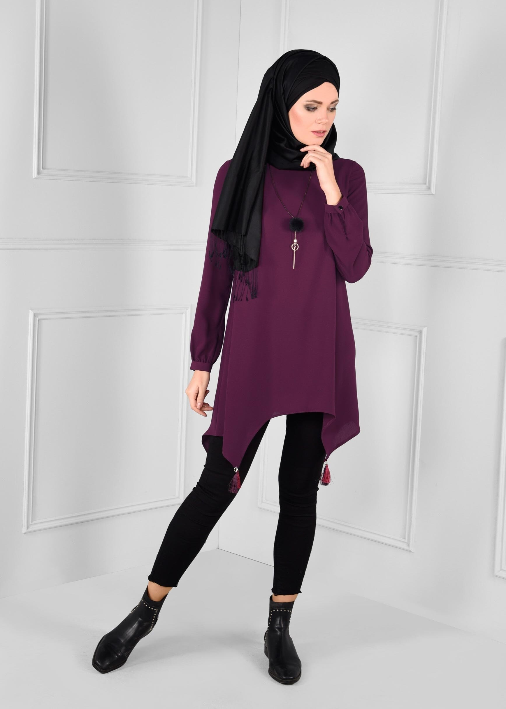 Tesettür giyim MÜRDÜM ASİMETRİK KESİM PÜSKÜL DETAYLI TUNİK 4754