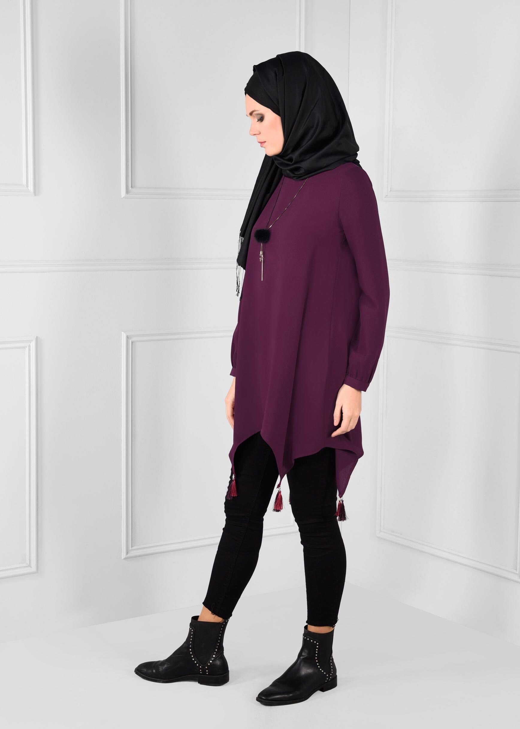 Tesettür giyim MÜRDÜM ASİMETRİK KESİM PÜSKÜL DETAYLI TUNİK 4754