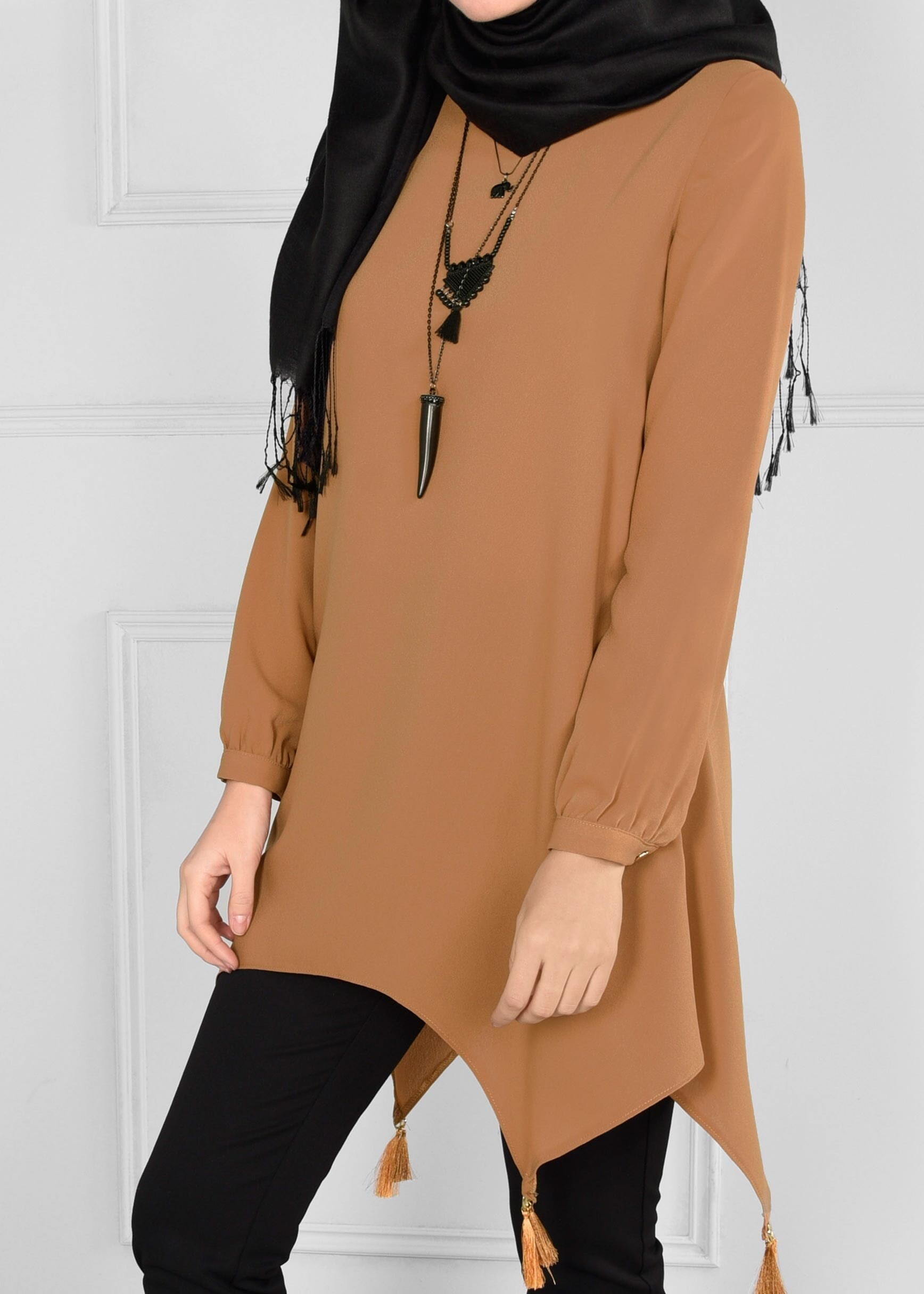 Tesettür giyim KAHVE ASİMETRİK KESİM PÜSKÜL DETAYLI TUNİK 4754