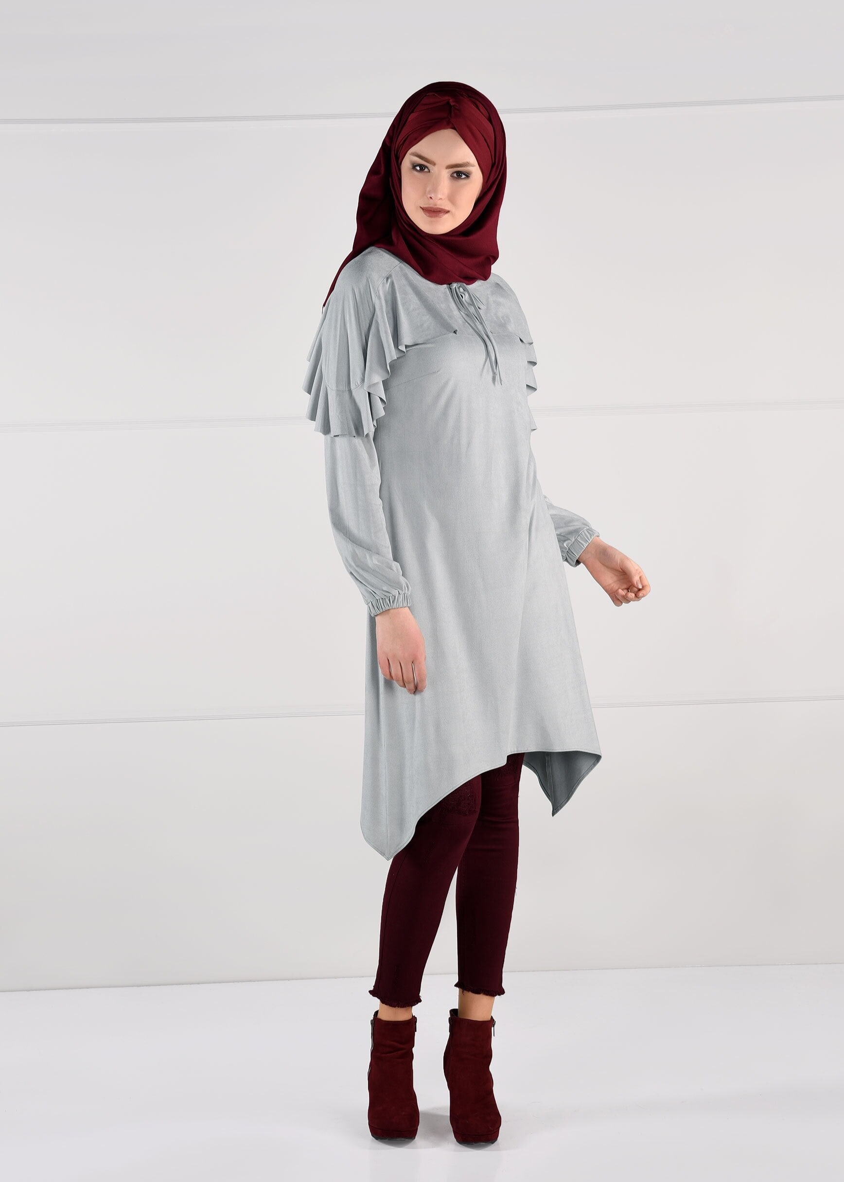 Tesettür giyim GÜMÜŞ MANŞETLERİ LASTİKLİ ASİMETRİK KESİM TUNİK 4763