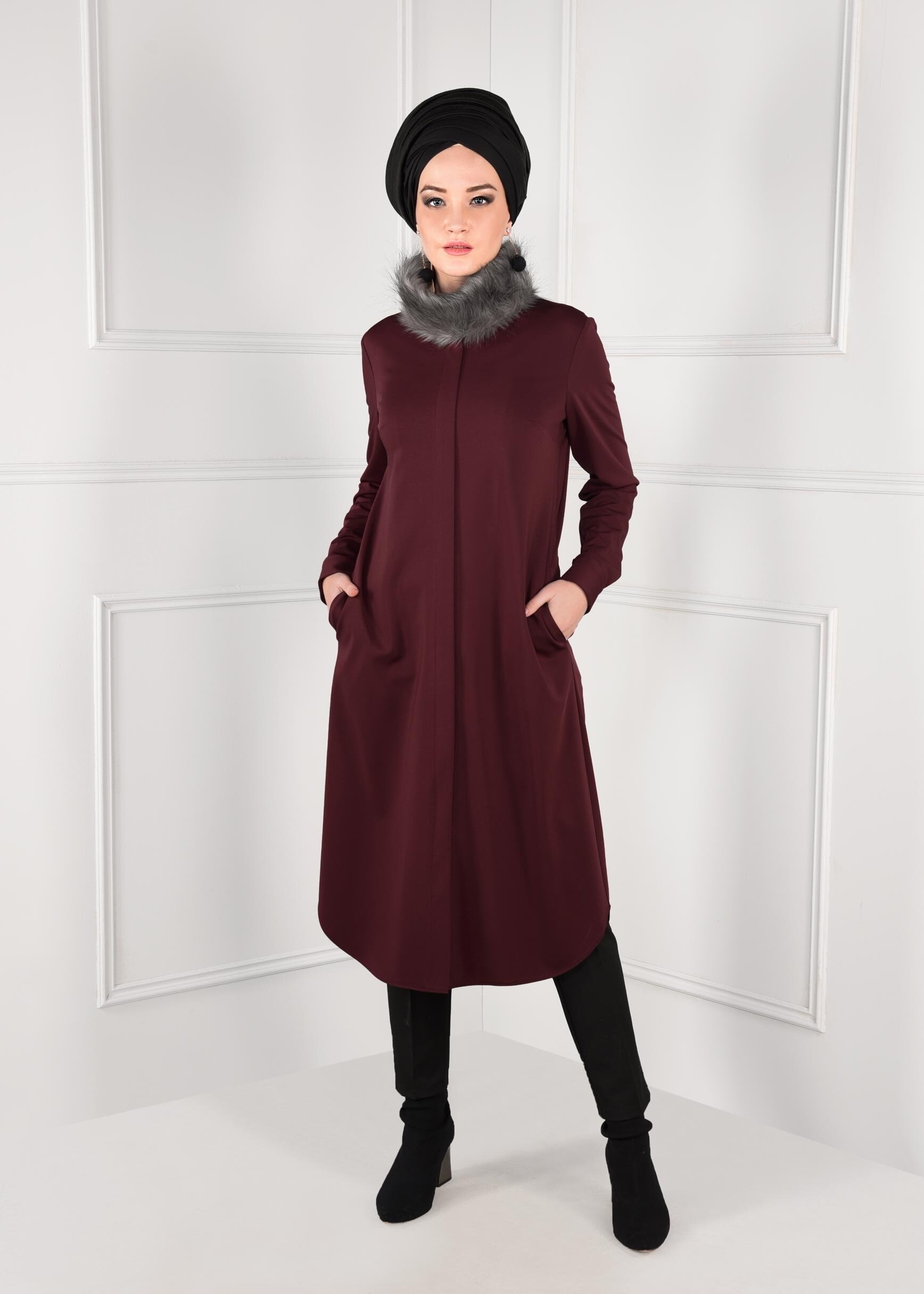 Tesettür giyim BORDO GİZLİ FERMUARLI YAKASI PELUŞ CEPLİ TUNİK 4783