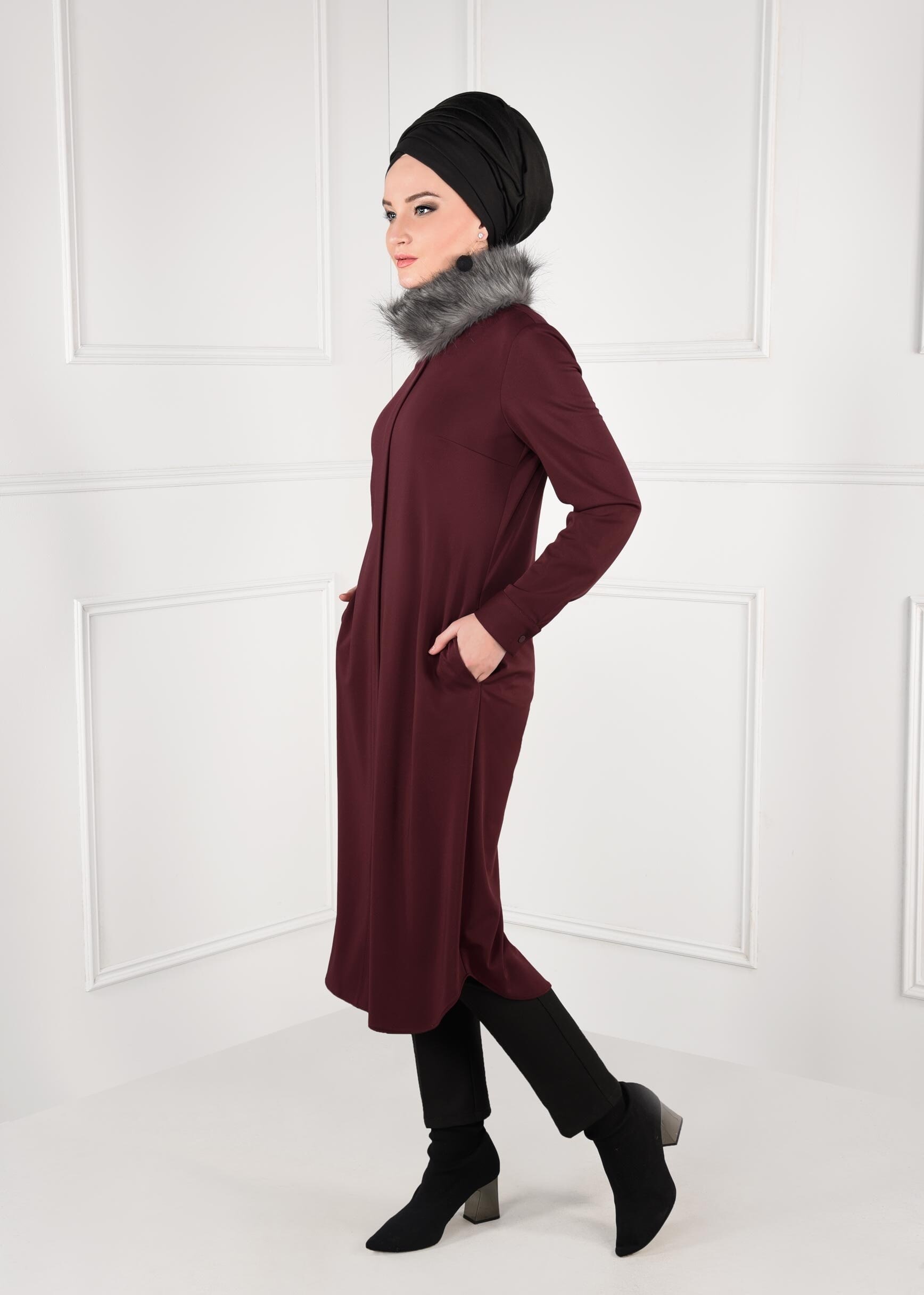 Tesettür giyim BORDO GİZLİ FERMUARLI YAKASI PELUŞ CEPLİ TUNİK 4783