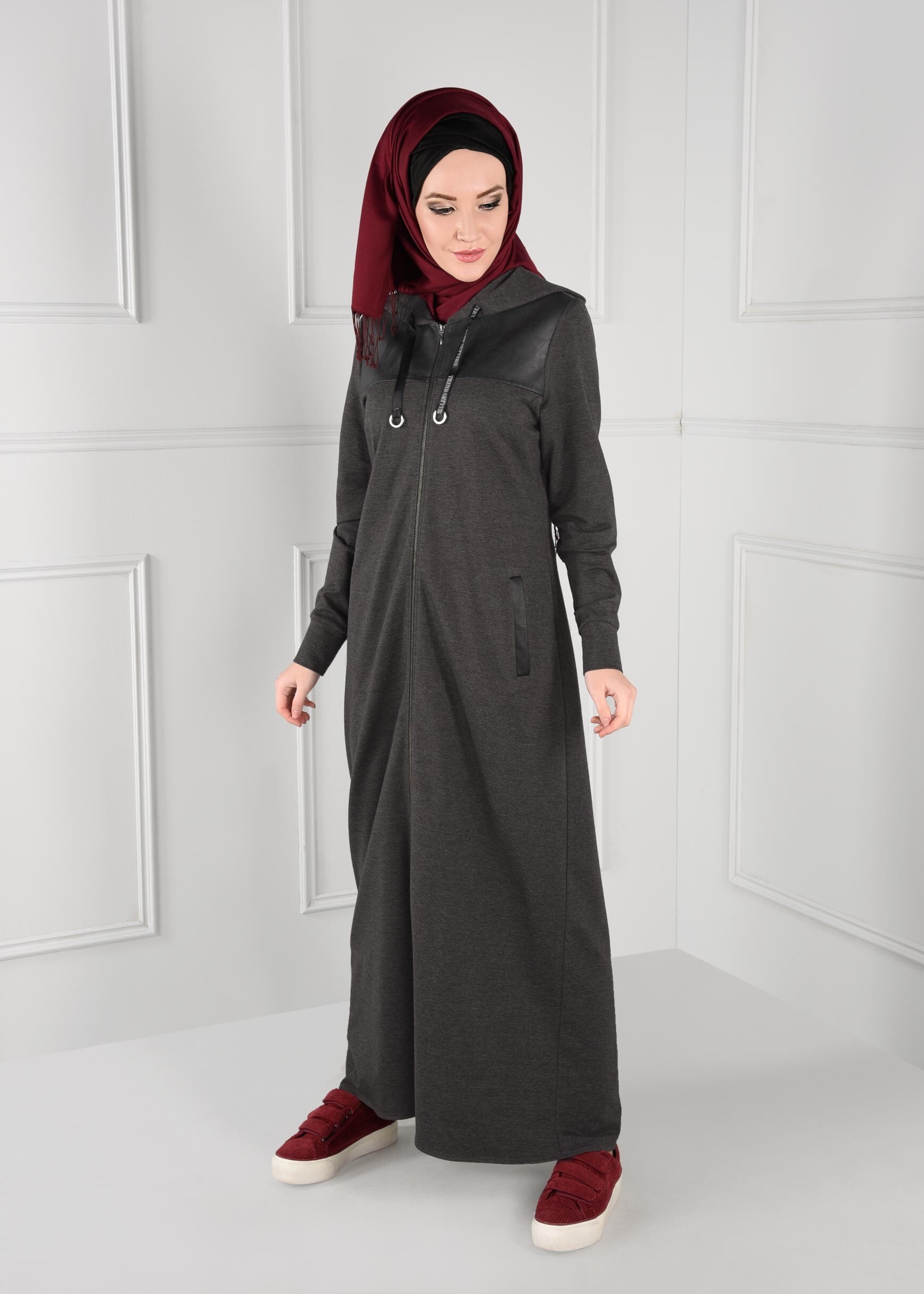 Tesettür giyim GRİ KAPÜŞONLU CEPLİ FERMUARLI EŞOFMAN TUNİK 4802