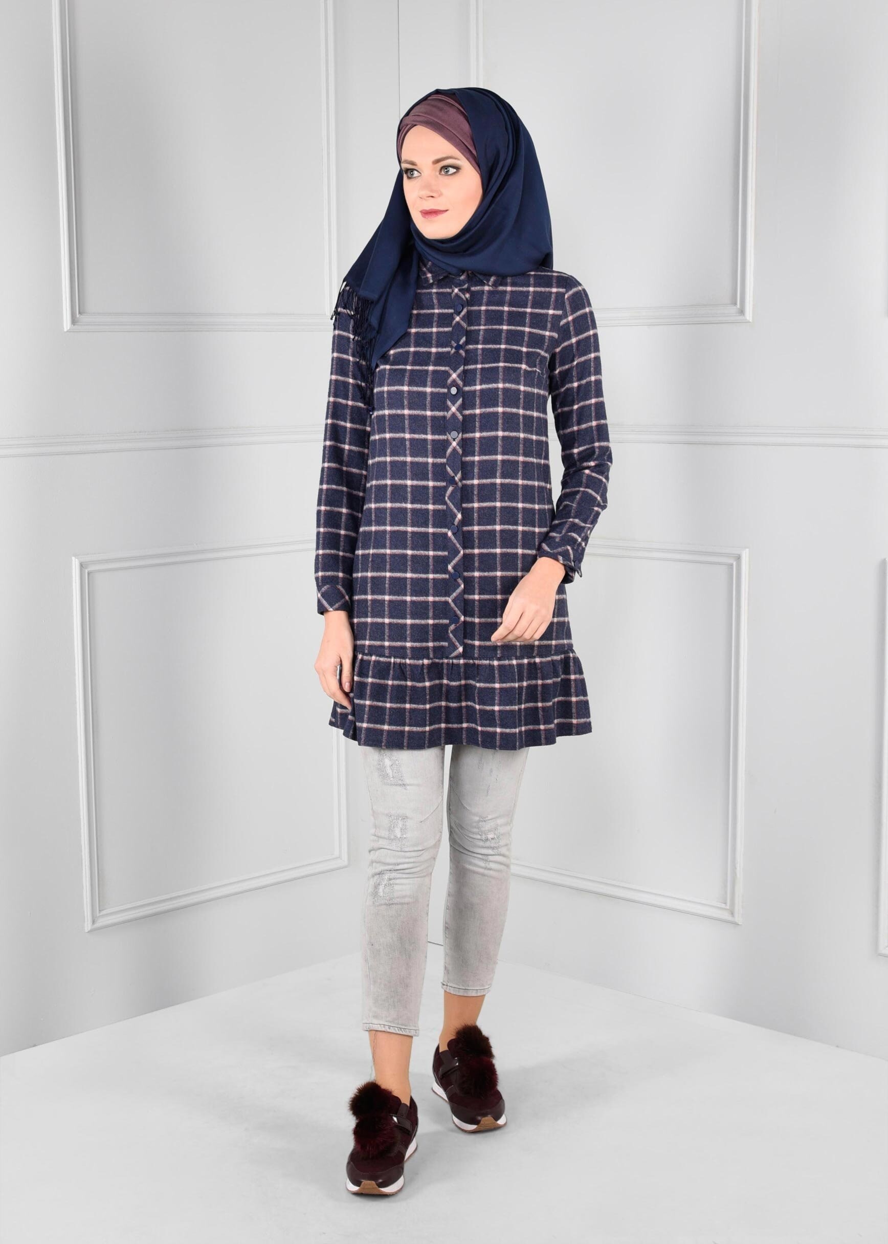 Tesettür giyim LACİVERT KARELİ DÜĞMELİ TUNİK 4818