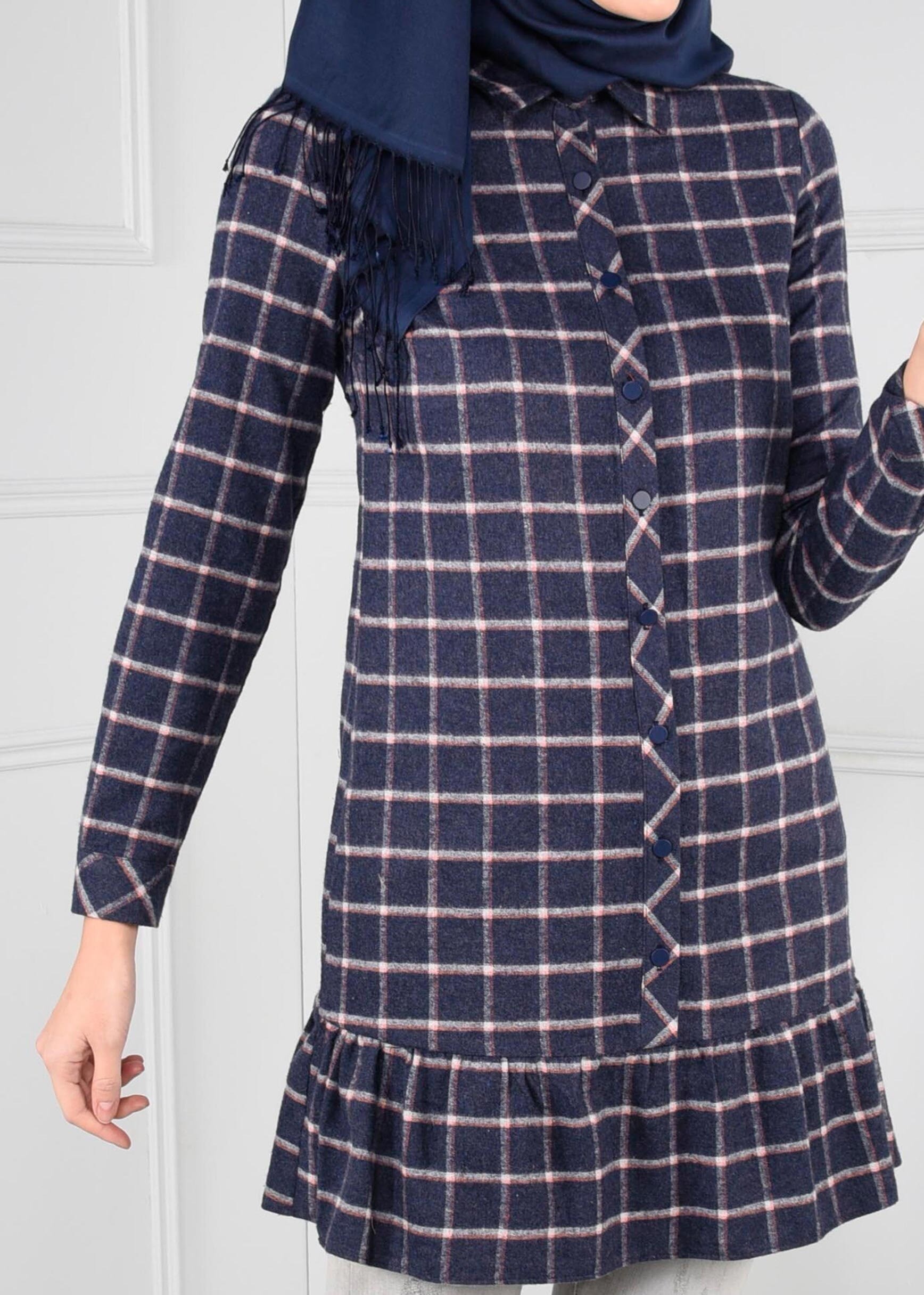 Tesettür giyim LACİVERT KARELİ DÜĞMELİ TUNİK 4818