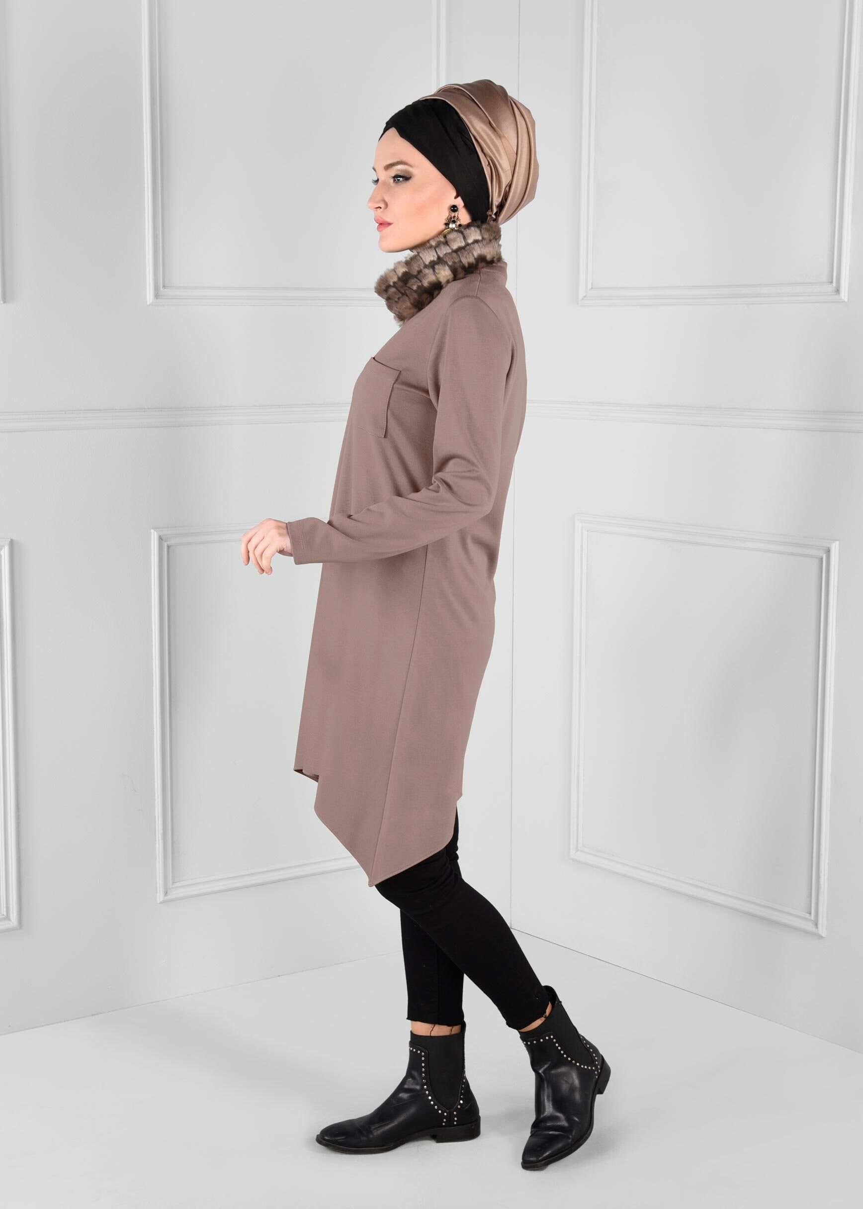 Tesettür giyim KAHVE YAKASI PELUŞLU ASİMETRİK TUNİK 4838