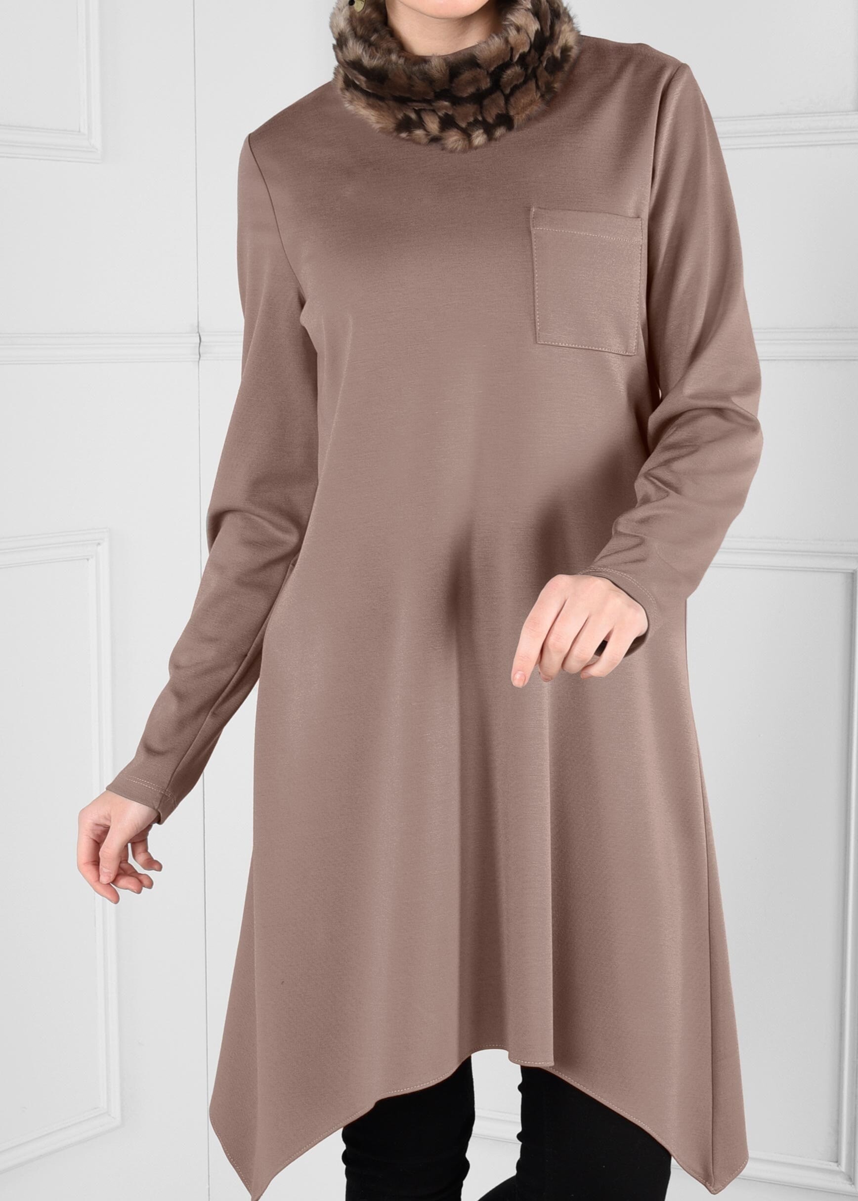Tesettür giyim KAHVE YAKASI PELUŞLU ASİMETRİK TUNİK 4838
