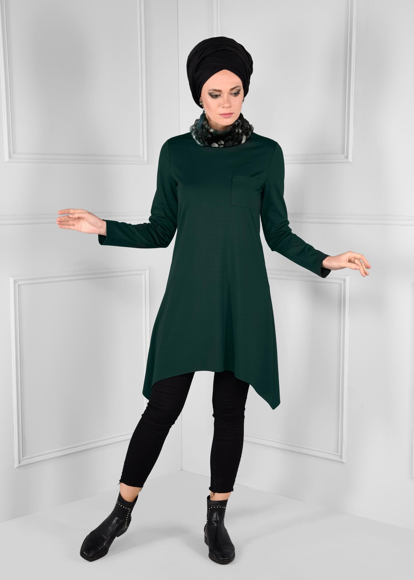 Tesettür giyim YEŞİL YAKASI PELUŞLU ASİMETRİK TUNİK 4838