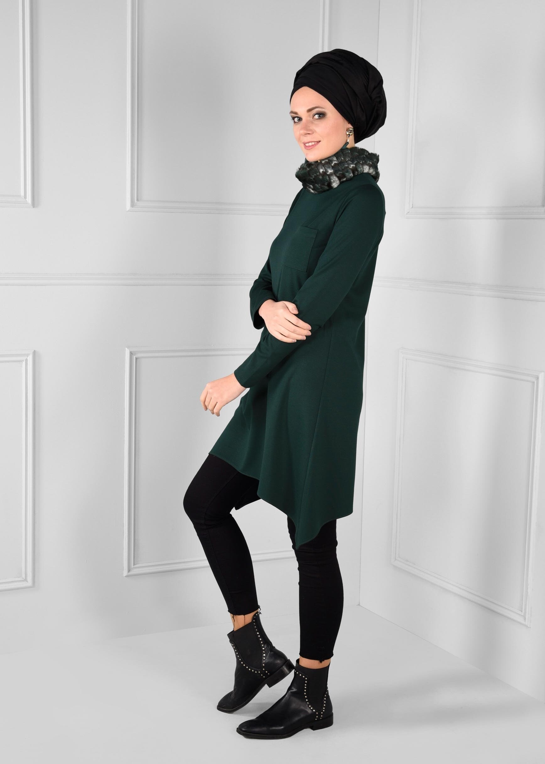 Tesettür giyim YEŞİL YAKASI PELUŞLU ASİMETRİK TUNİK 4838