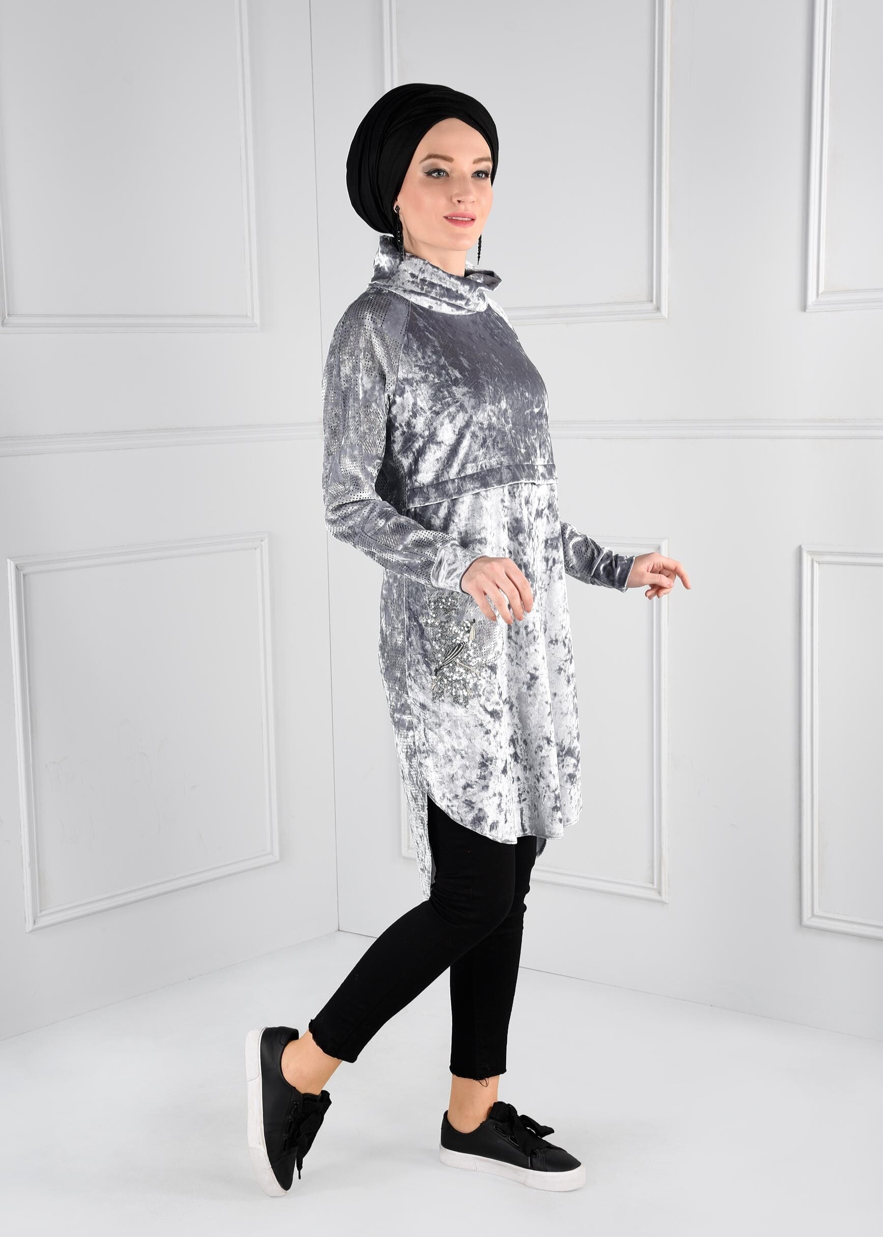 Tesettür giyim GRİ ŞAL YAKA CEPLİ KADİFE TUNİK 4840