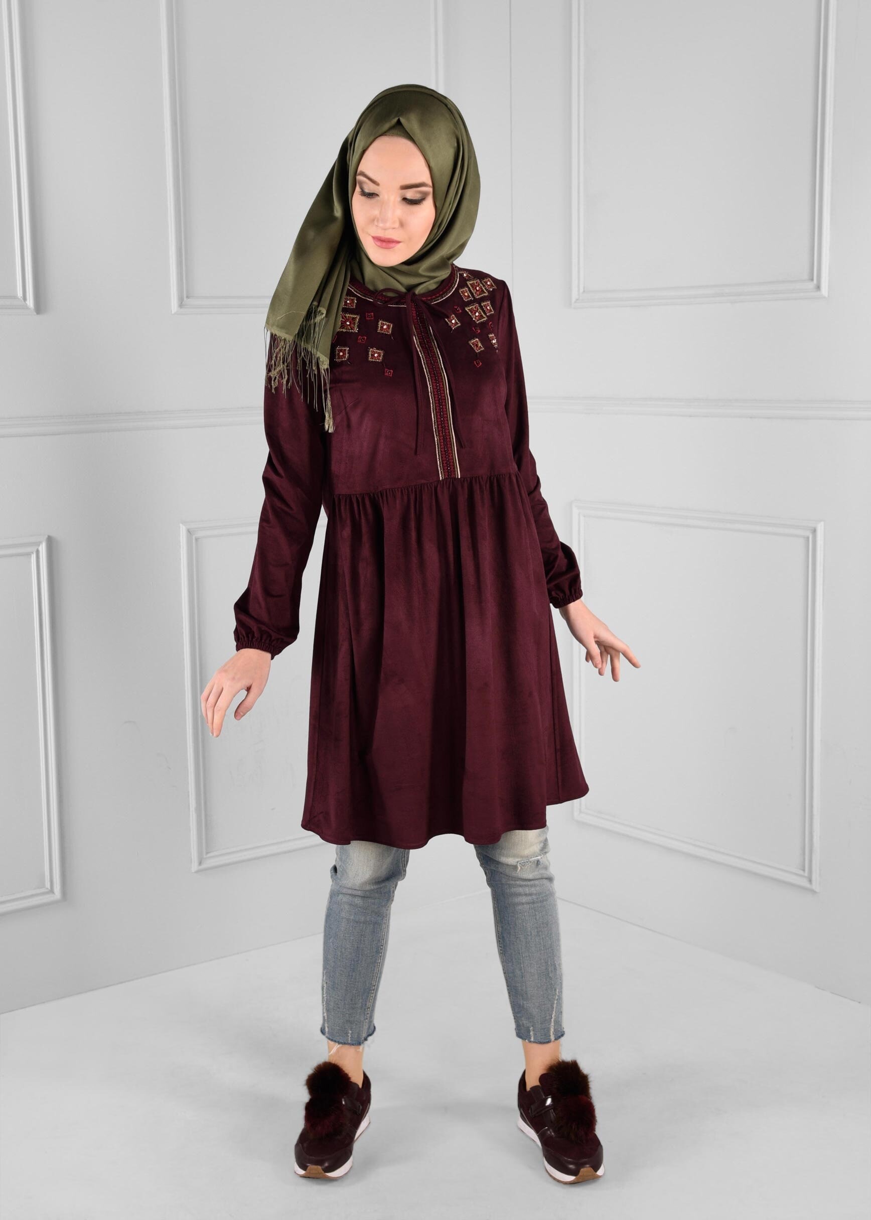 Tesettür giyim BORDO NAKIŞ BONCUK İŞLEMELİ TUNİK 4841