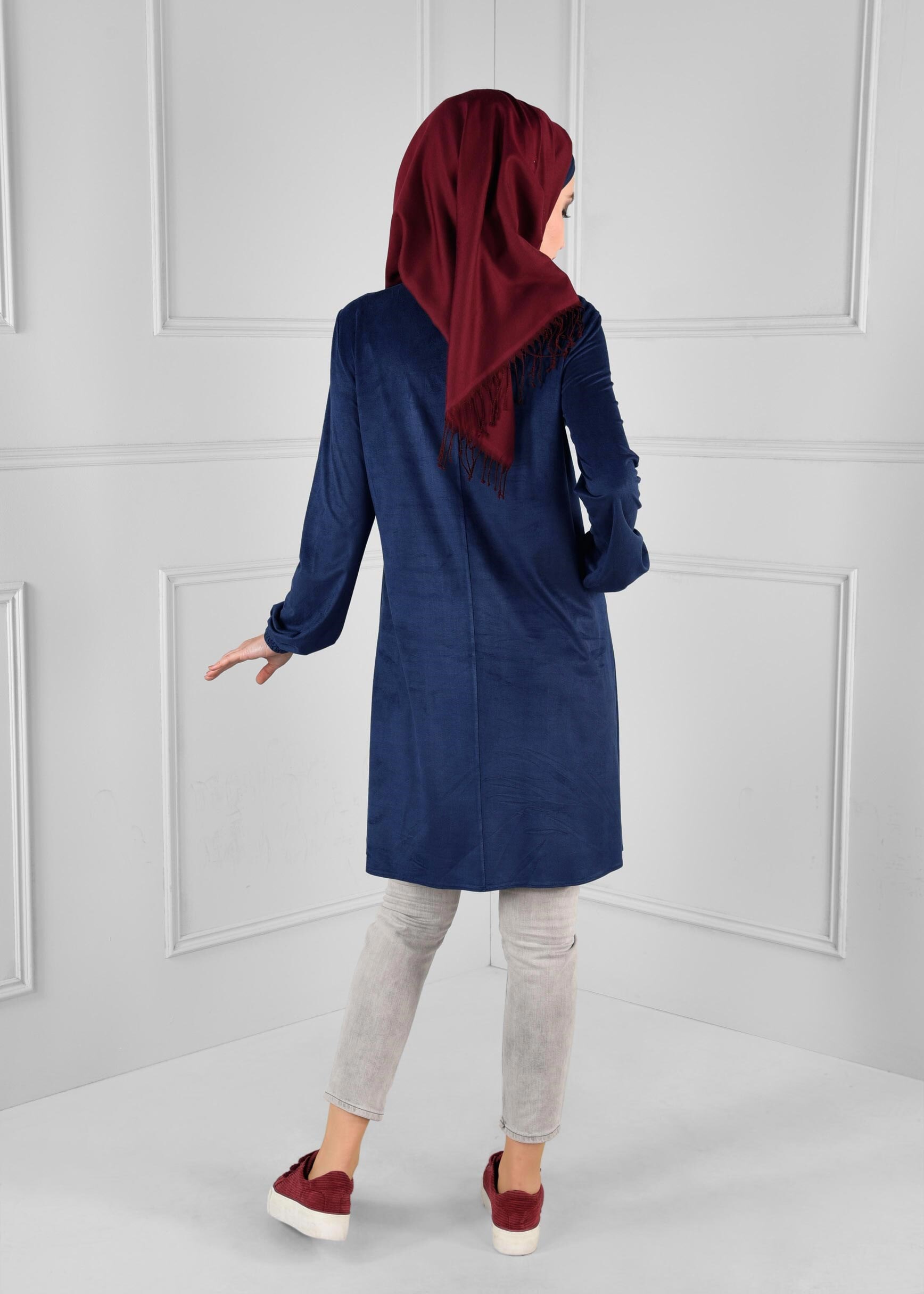 Tesettür giyim LACİVERT NAKIŞ BONCUK İŞLEMELİ TUNİK 4841