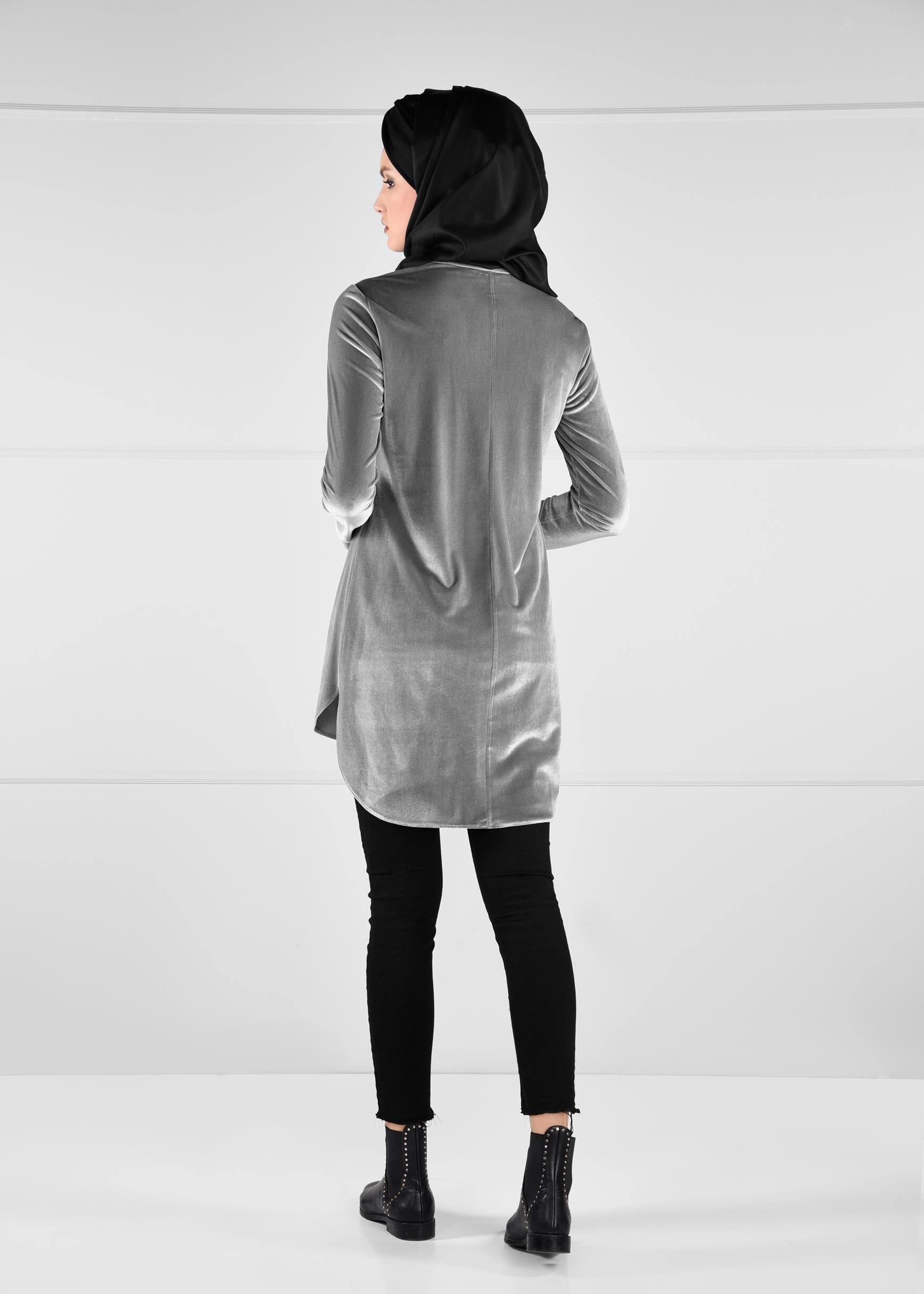 Tesettür giyim GRİ ASİMETRİK KESİM KADİFE TUNİK 4842