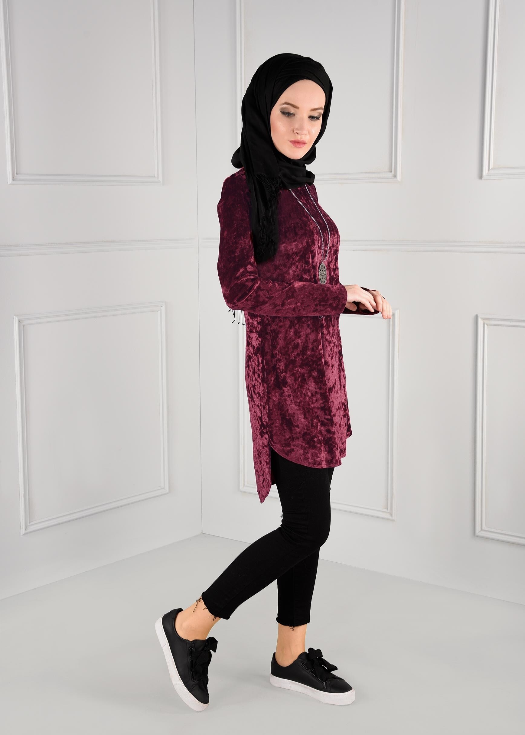 Tesettür giyim BORDO ASİMETRİK KESİM KADİFE TUNİK 4842