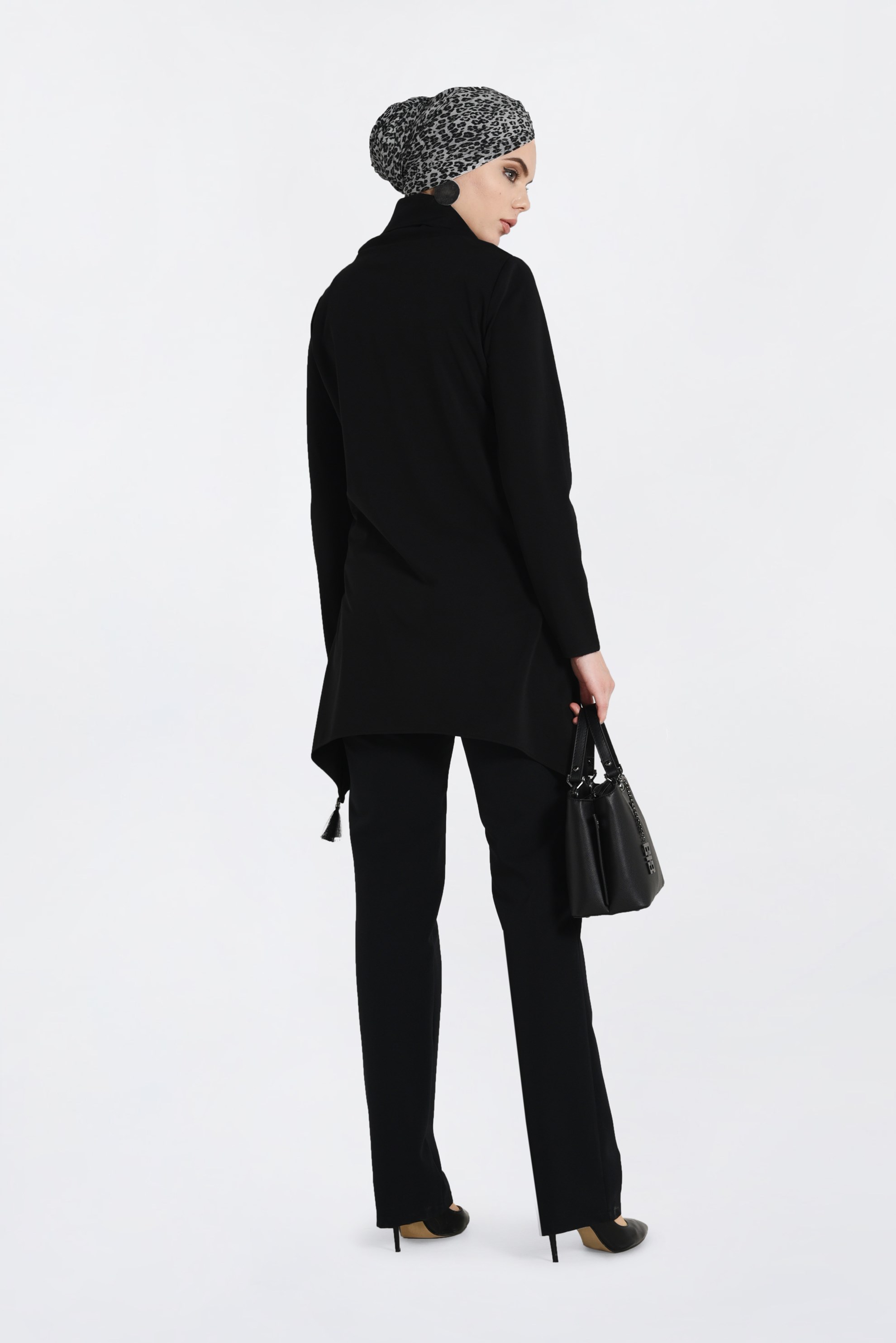 Tesettür giyim SİYAH PÜSKÜLLÜ ŞAL YAKA TUNİK 4866