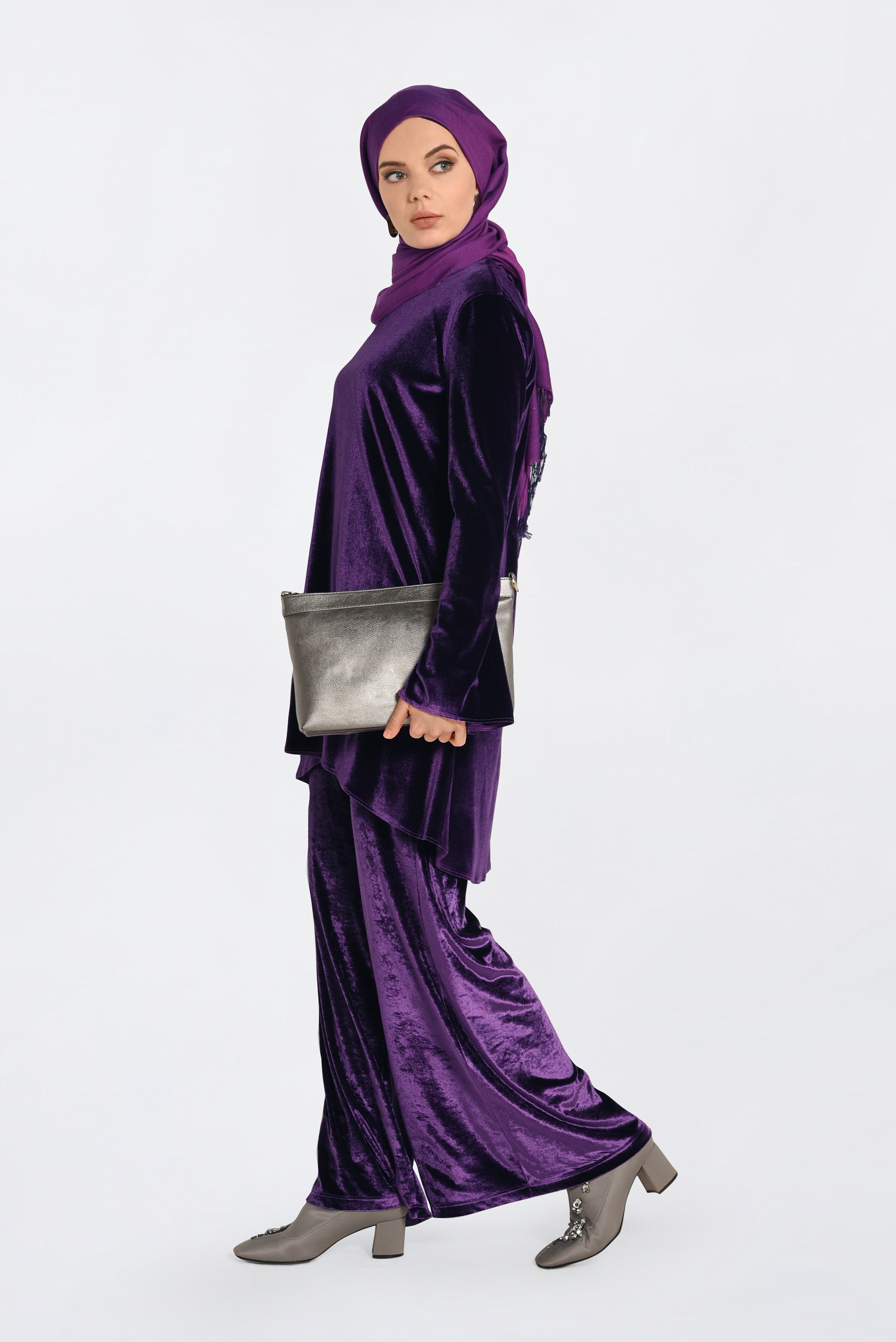 Tesettür giyim MÜRDÜM KADİFE BİSİKLET YAKA TUNİK 4867 