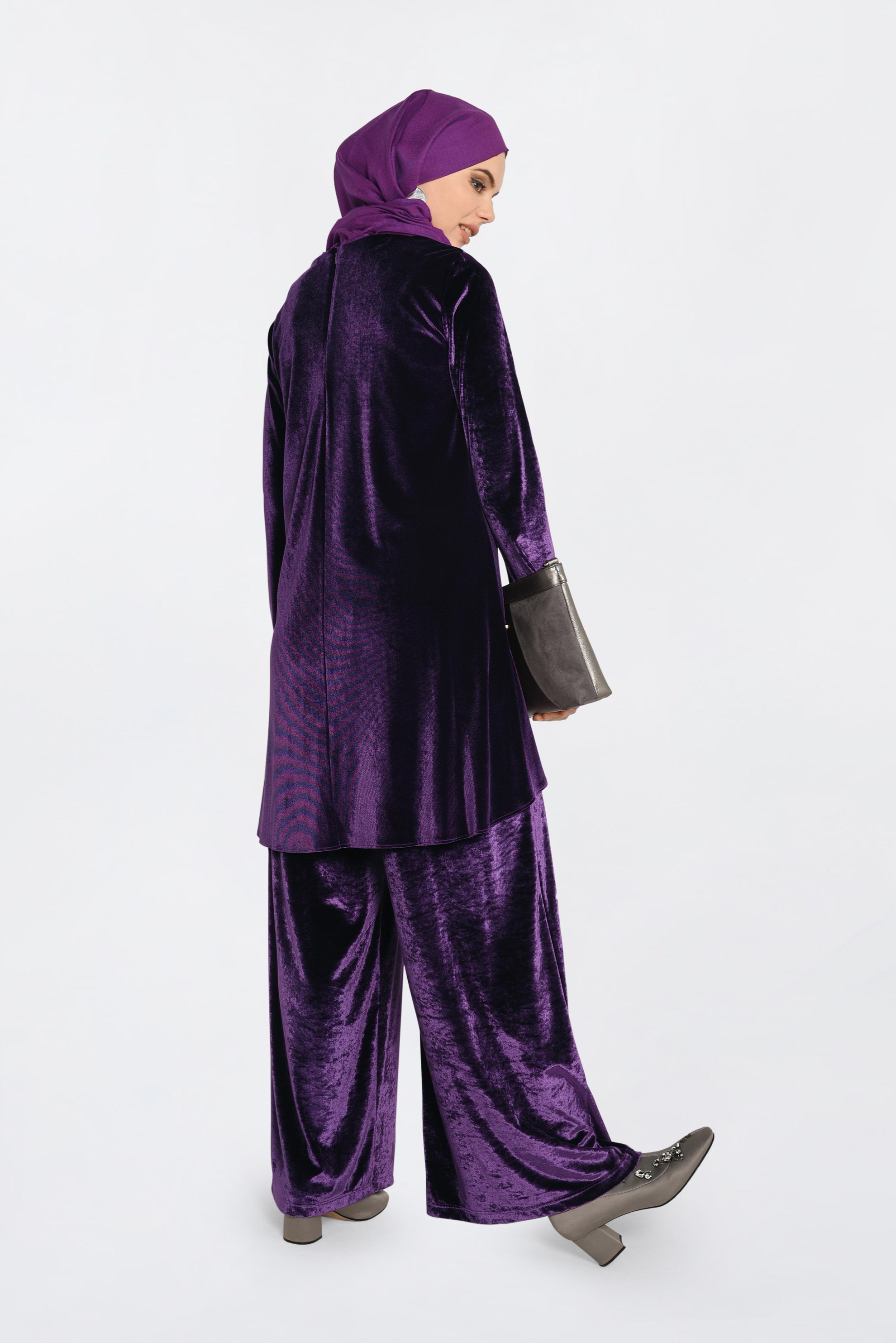 Tesettür giyim MÜRDÜM KADİFE BİSİKLET YAKA TUNİK 4867 