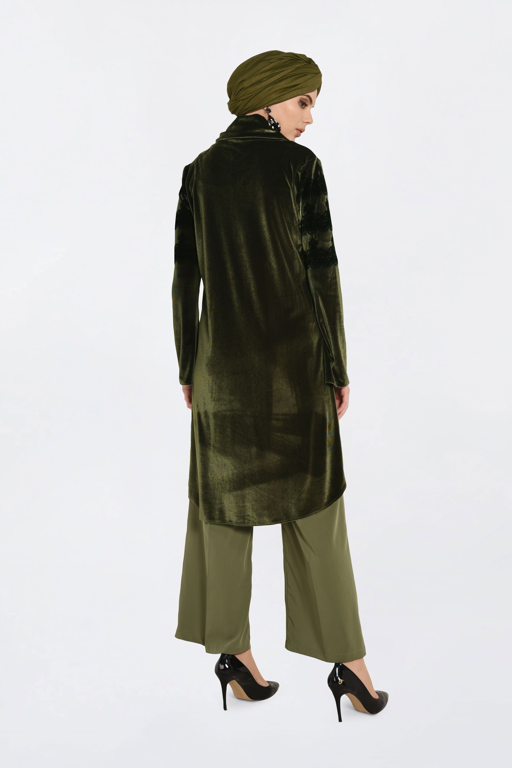 Tesettür giyim HAKİ ŞAL YAKA DANTELLİ ASİMETRİK KESİM TUNİK 4870 