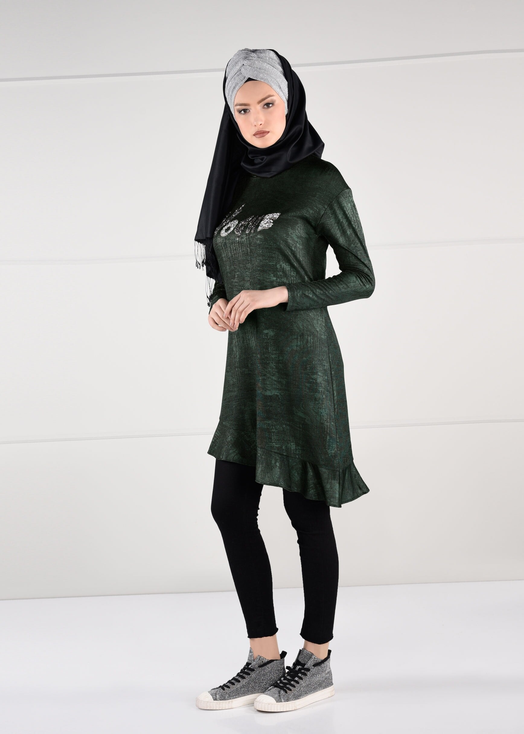 Tesettür giyim HAKİ PAYETLİ ASİMETRİK KESİM TUNİK 4829-1 