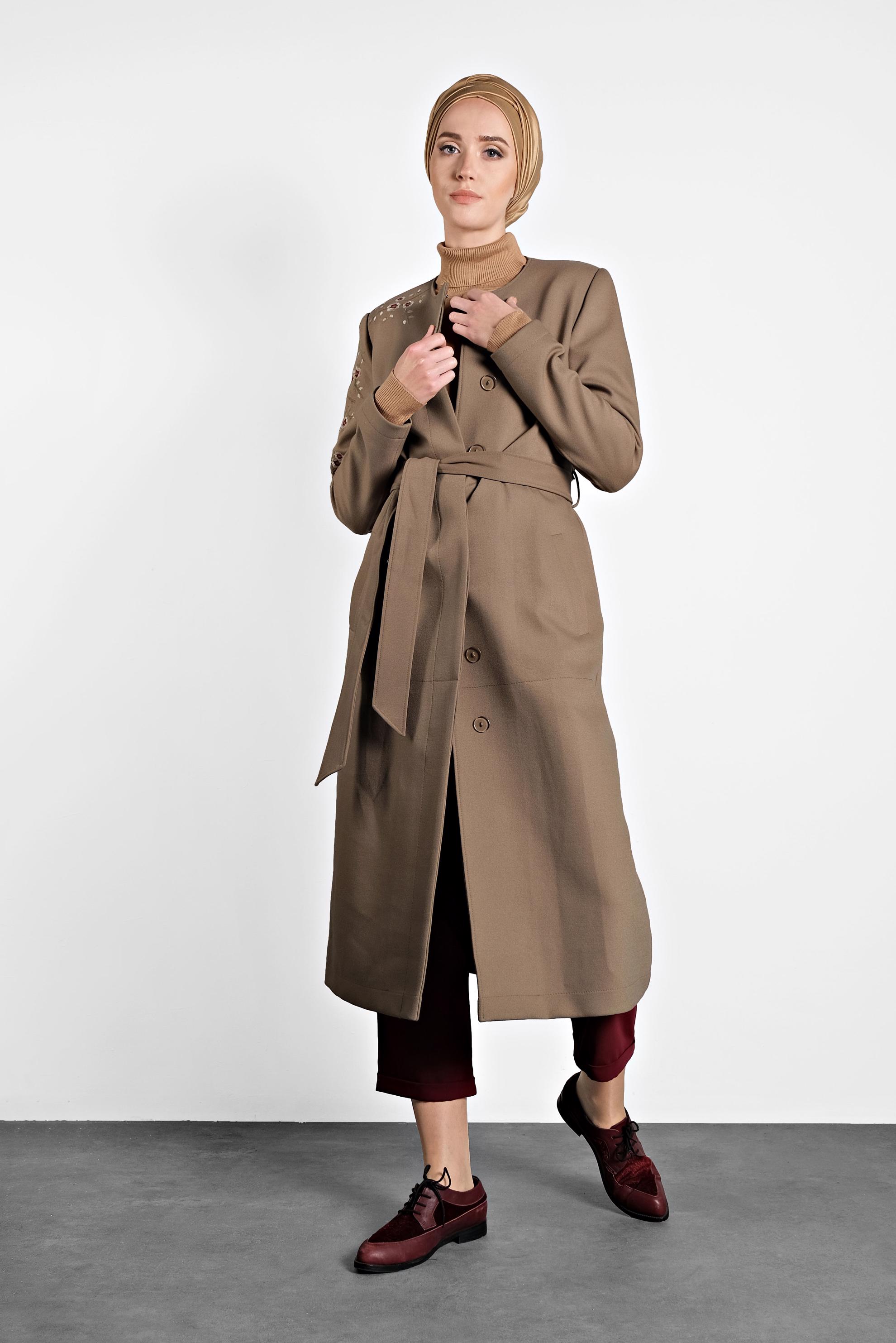 Tesettür giyim KAHVE NAKIŞLI KAŞE KABAN 1139