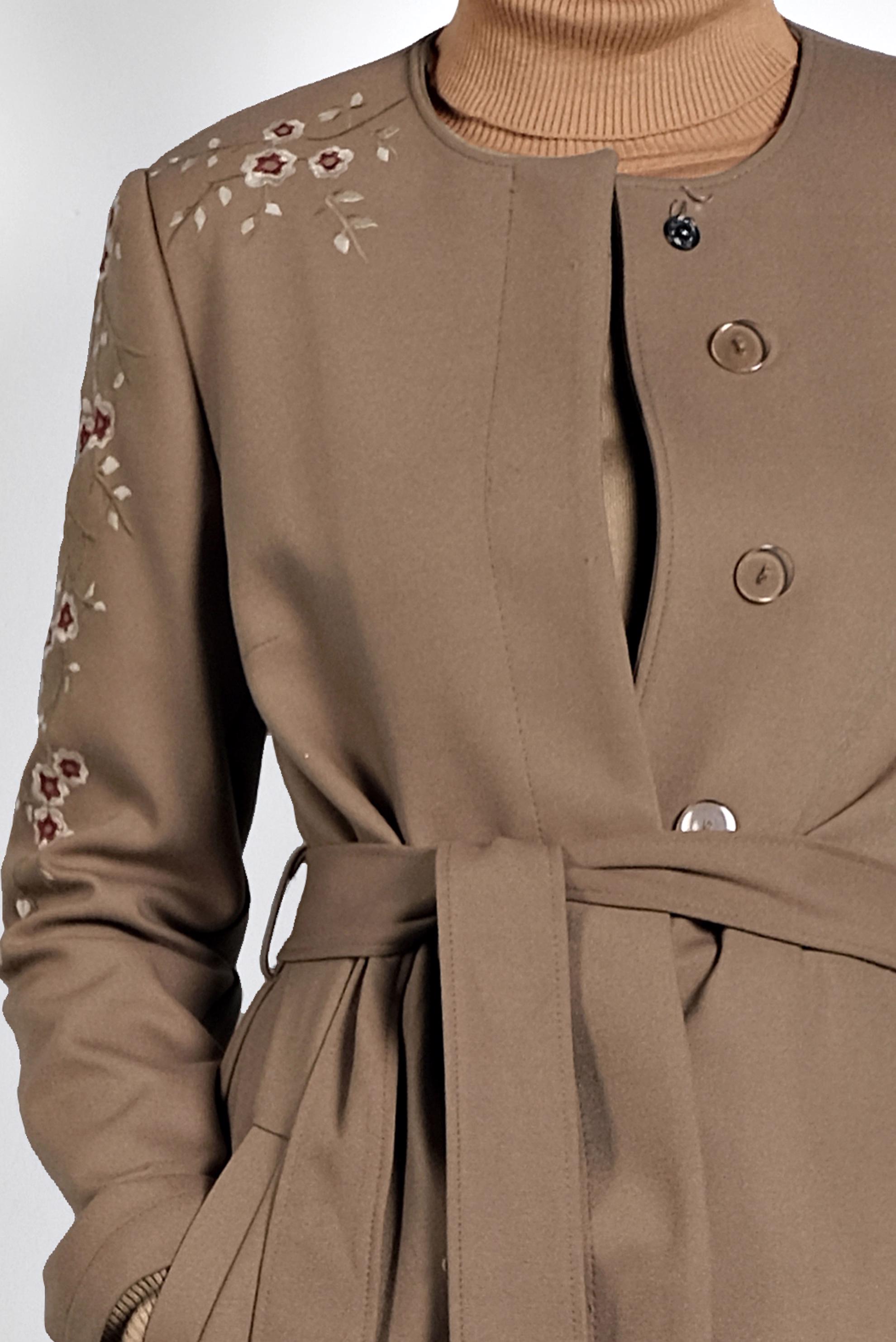 Tesettür giyim KAHVE NAKIŞLI KAŞE KABAN 1139