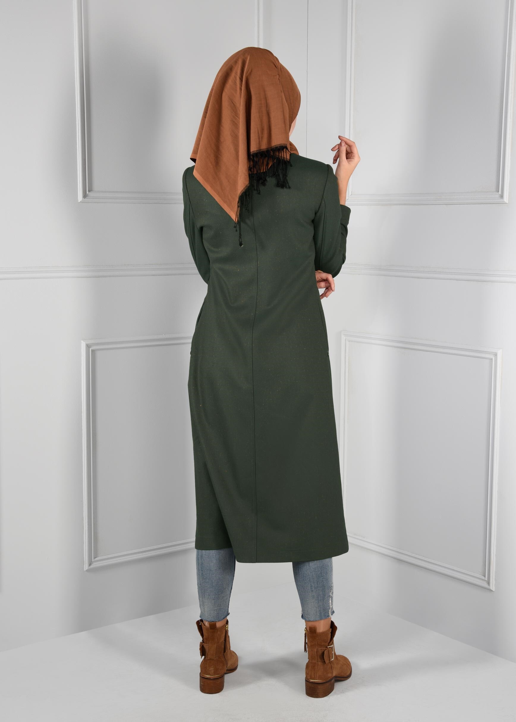 Tesettür giyim YEŞİL NAKIŞ İŞLEMELİ FERMUARLI TRENÇKOT 1145