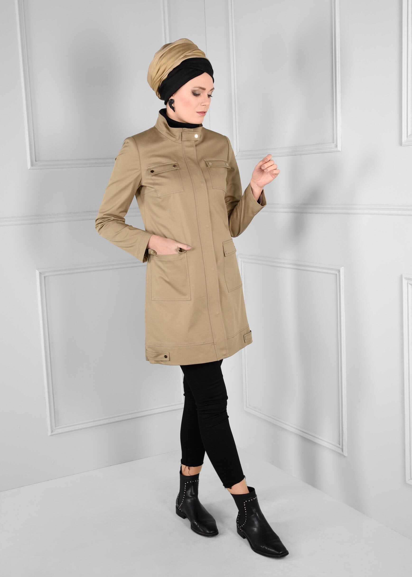 Tesettür giyim KAHVE SIRTI NAKIŞ İŞLEMELİ CEPLİ TRENÇKOT 1150