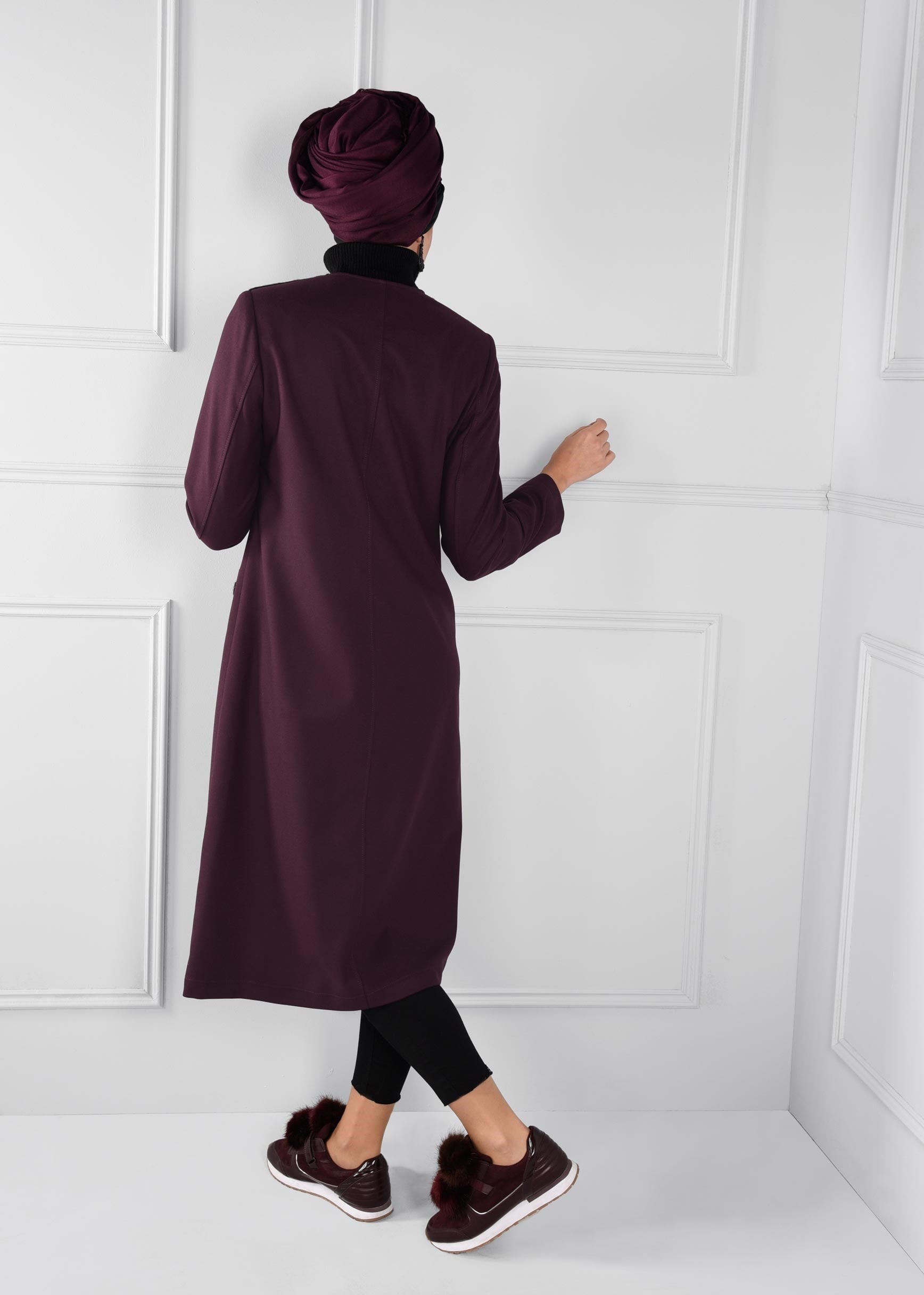 Tesettür giyim MÜRDÜM FERMUARLI CEPLİ BONCUK DETAYLI TRENÇKOT 1151