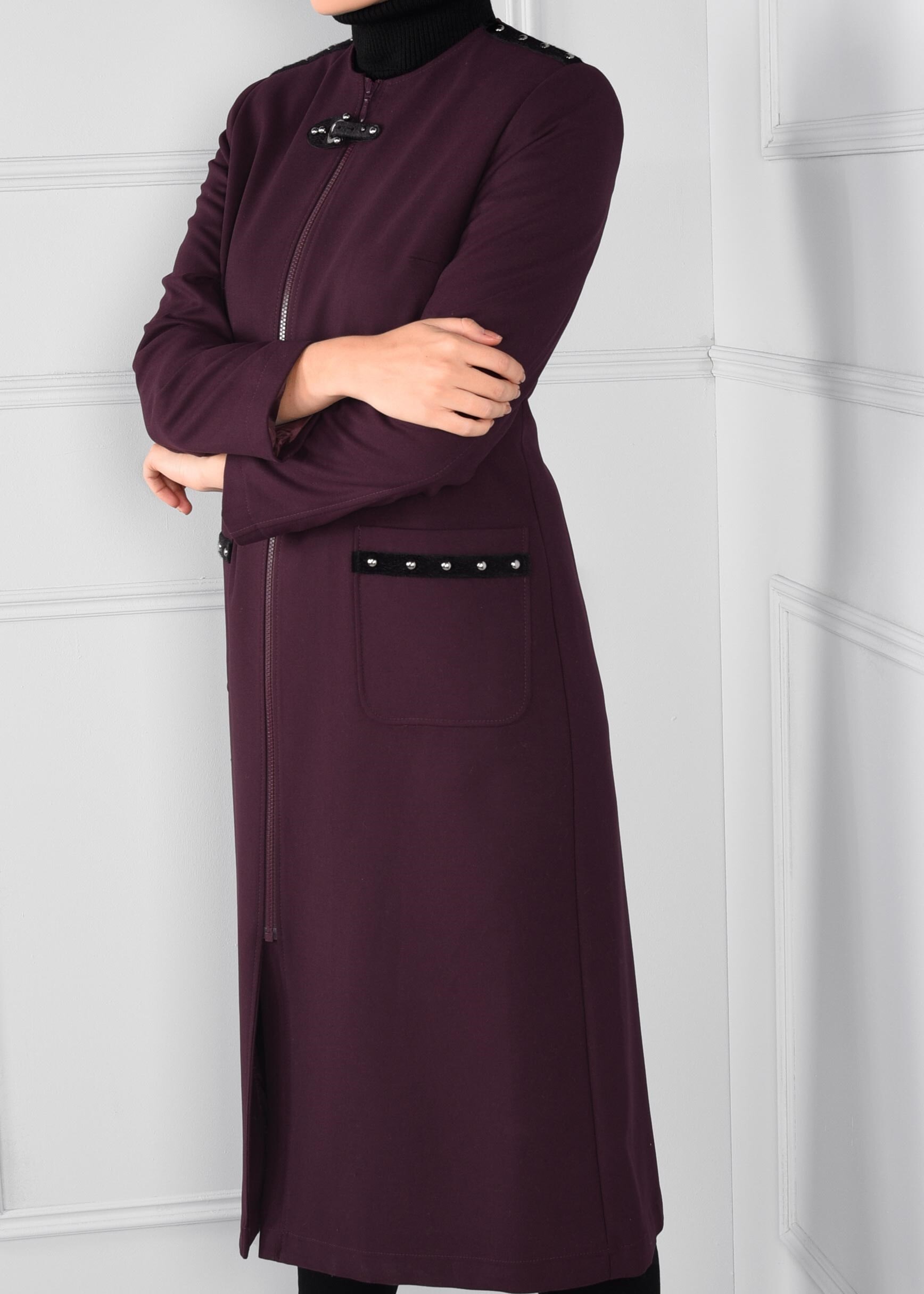 Tesettür giyim MÜRDÜM FERMUARLI CEPLİ BONCUK DETAYLI TRENÇKOT 1151