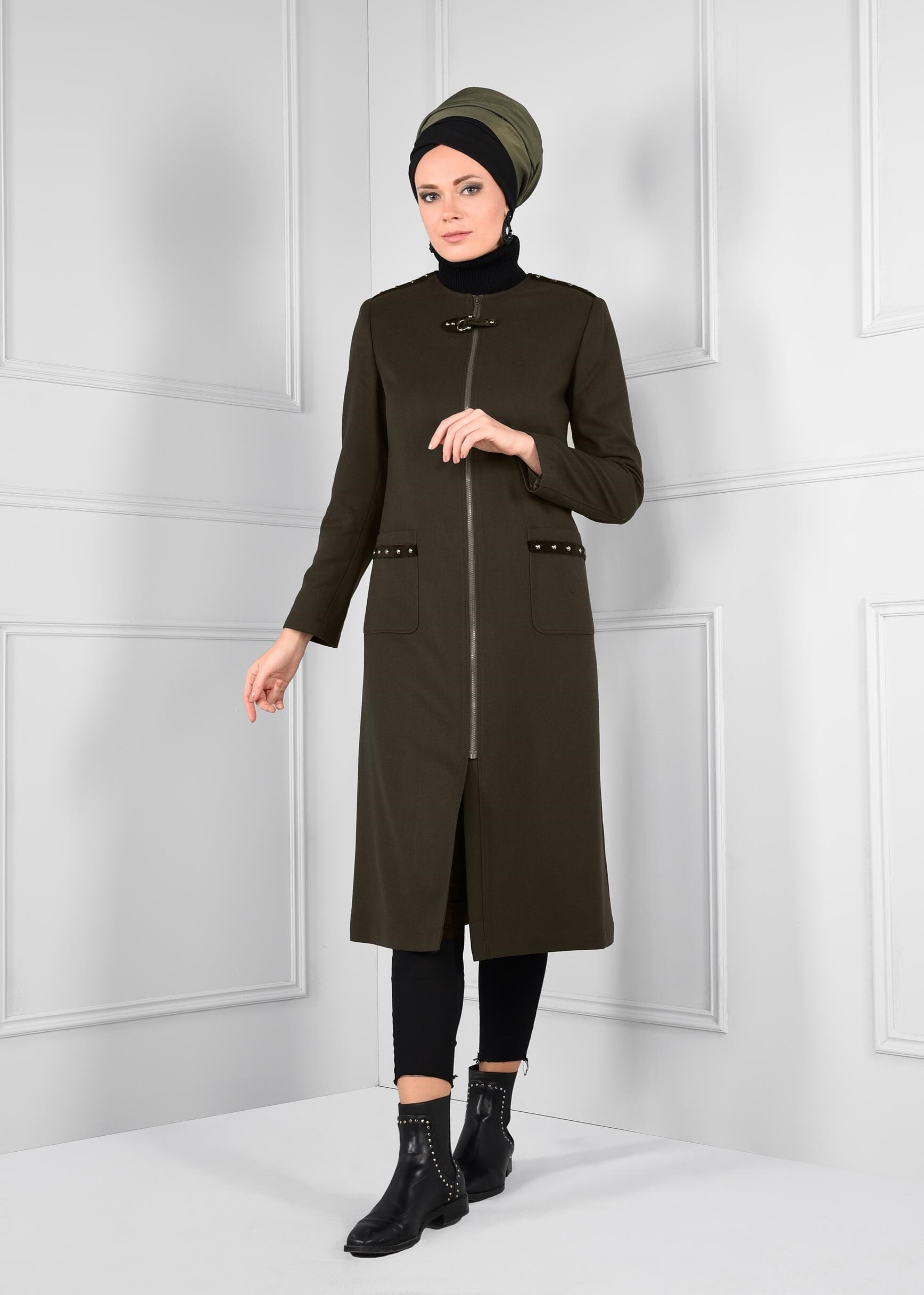 Tesettür giyim HAKİ FERMUARLI CEPLİ BONCUK DETAYLI TRENÇKOT 1151