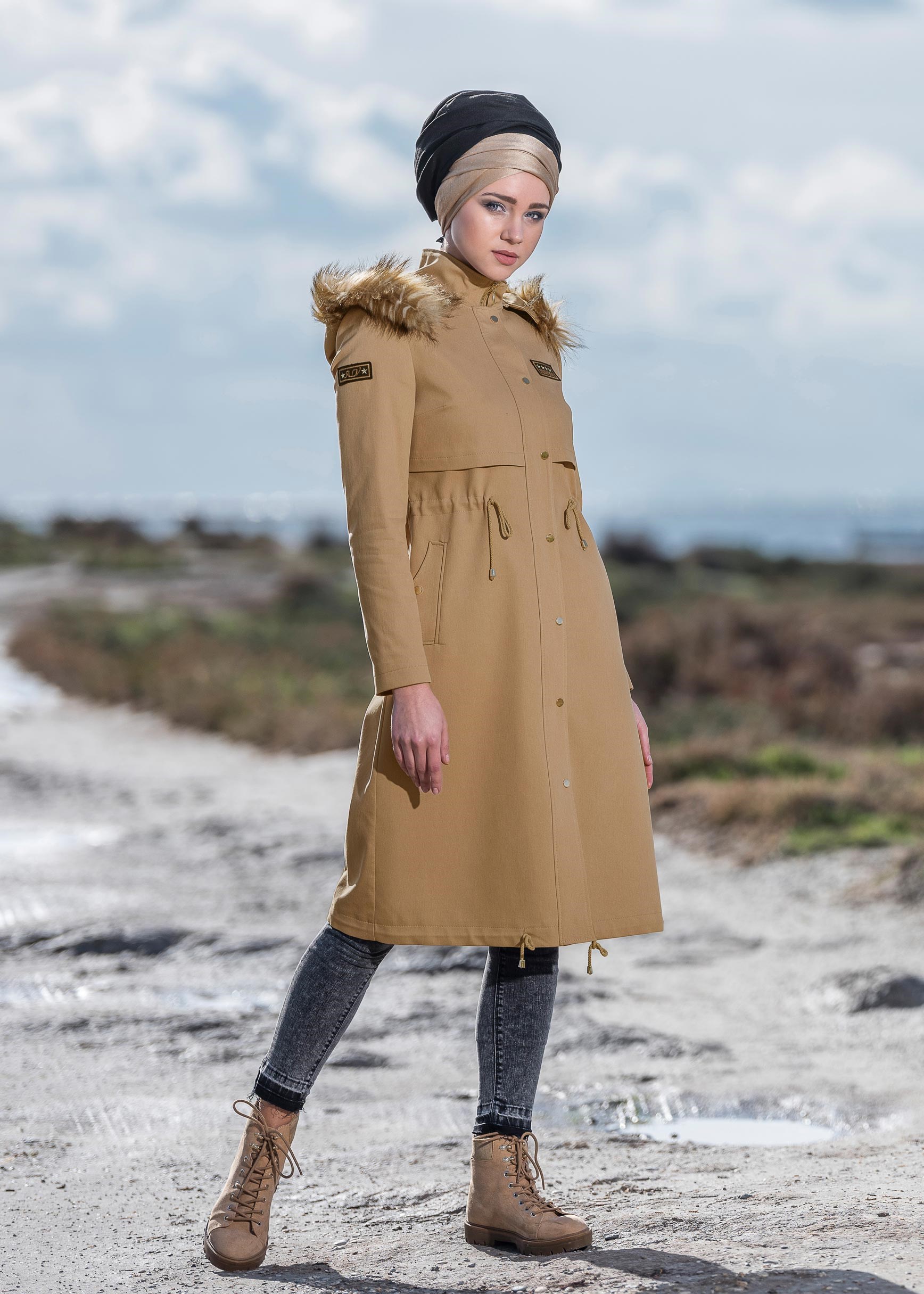 Tesettür giyim KAHVE BELDEN BÜZGÜLÜ ÇITÇITLI TRENÇKOT 1171