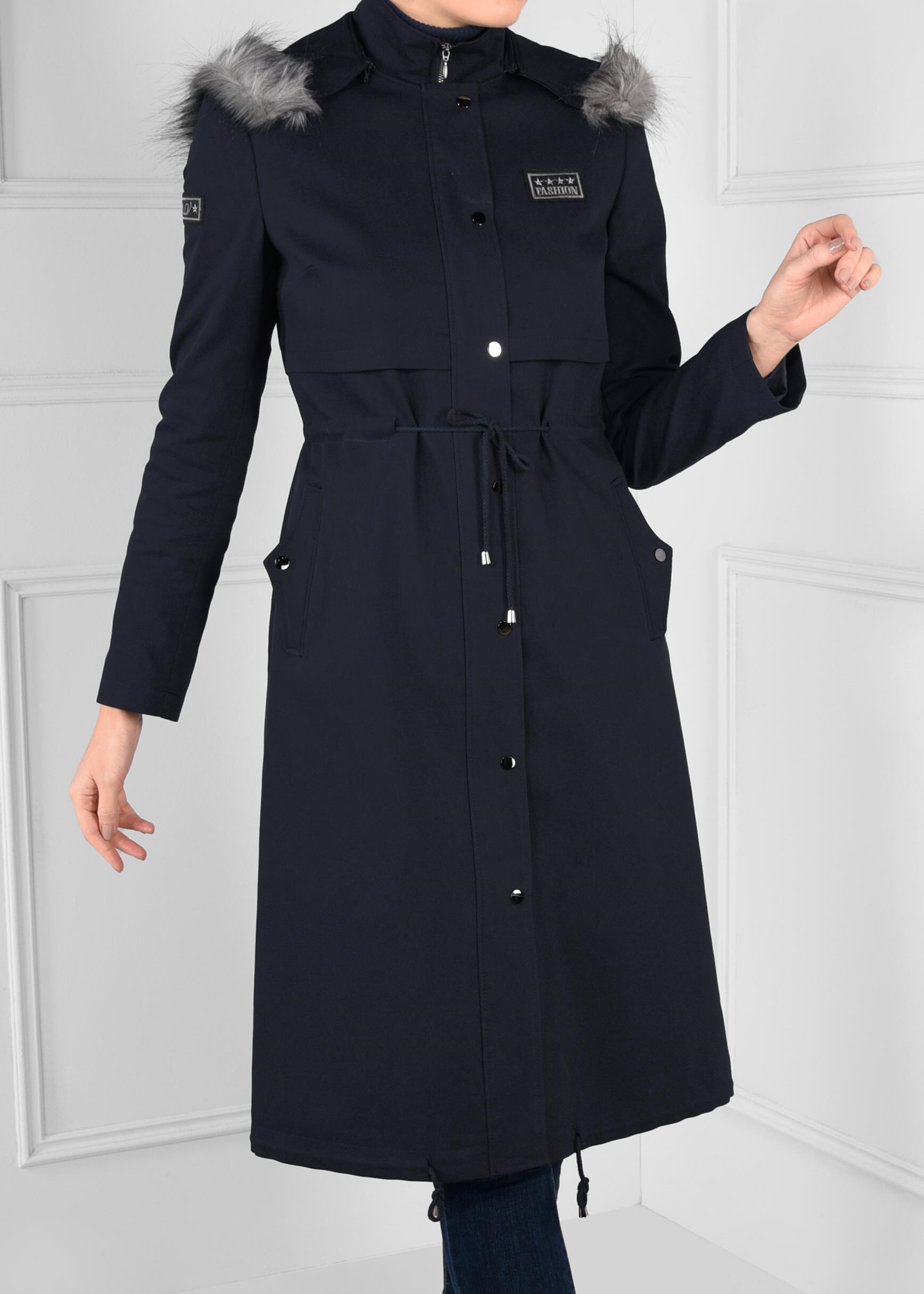 Tesettür giyim LACİVERT BELDEN BÜZGÜLÜ ÇITÇITLI TRENÇKOT 1171