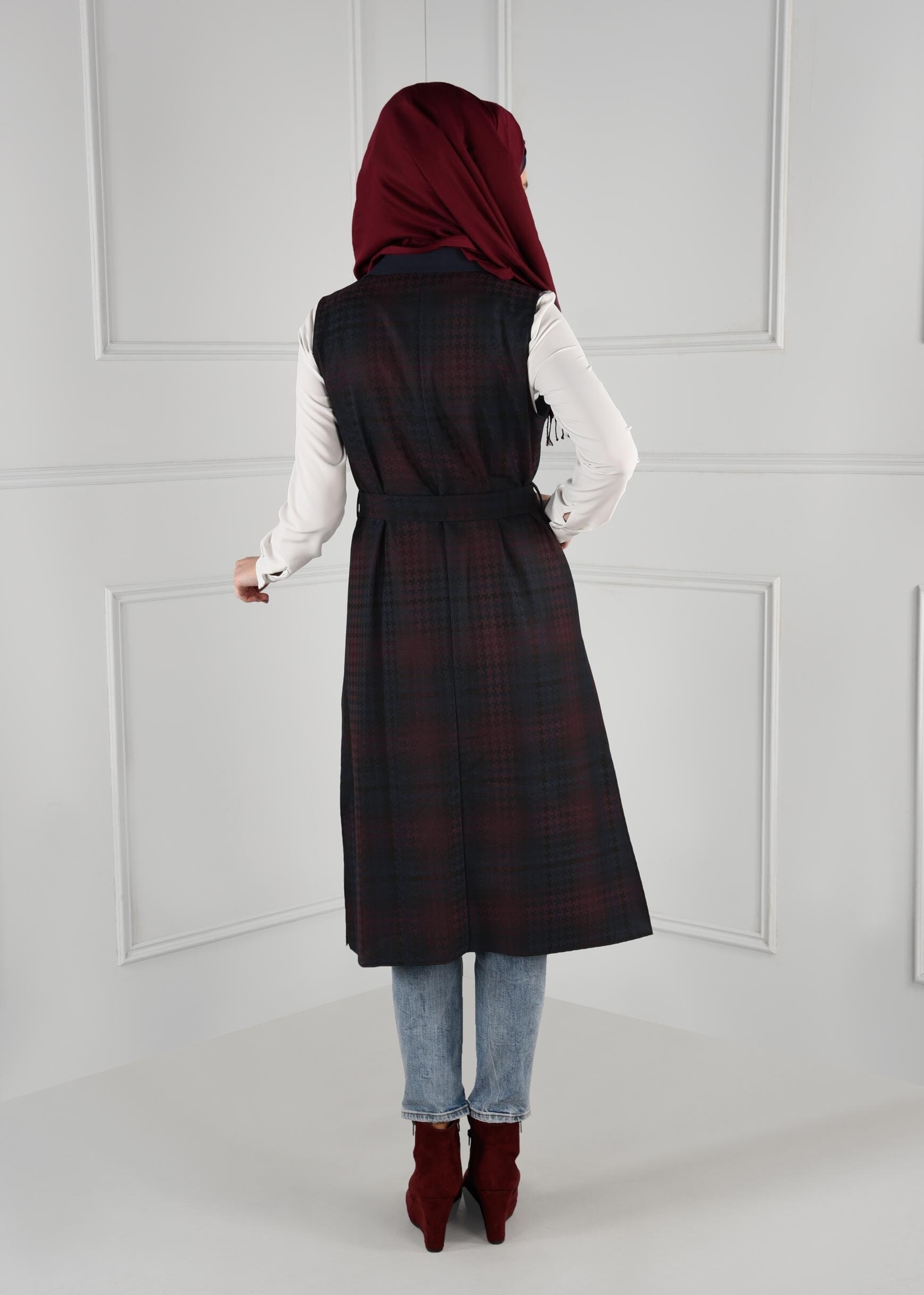 Tesettür giyim MÜRDÜM YANLARI YIRTMAÇLI EKOSE KUŞAKLI YELEK 4052 