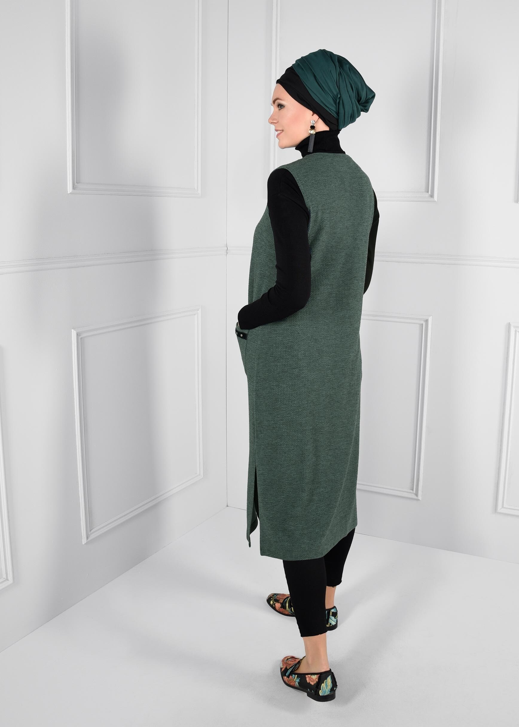 Tesettür giyim YEŞİL YAKASI KEMERLİ CEPLİ YELEK 4611 