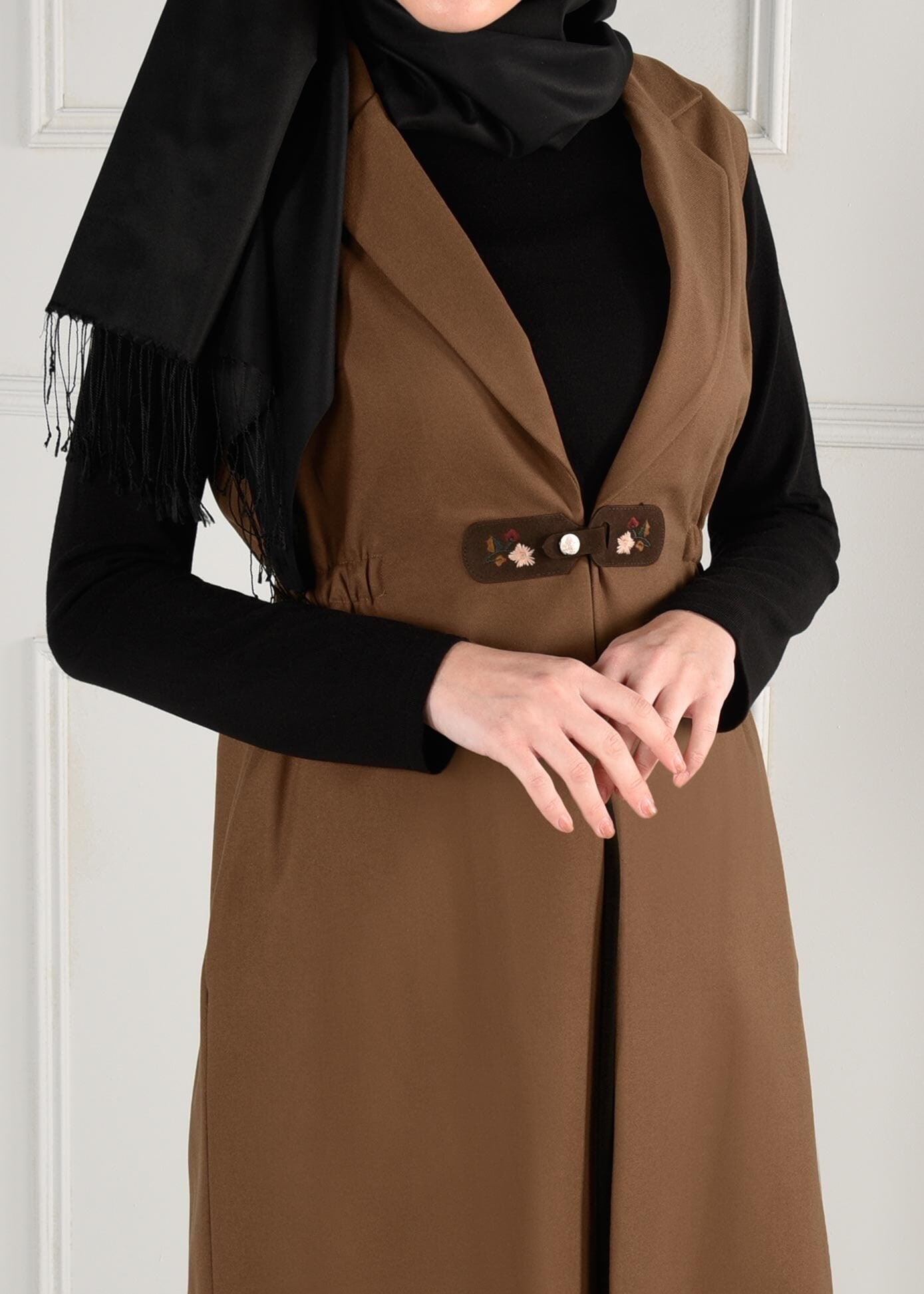 Tesettür giyim KAHVE BELİ LASTİKLİ CEPLİ YELEK 4648 