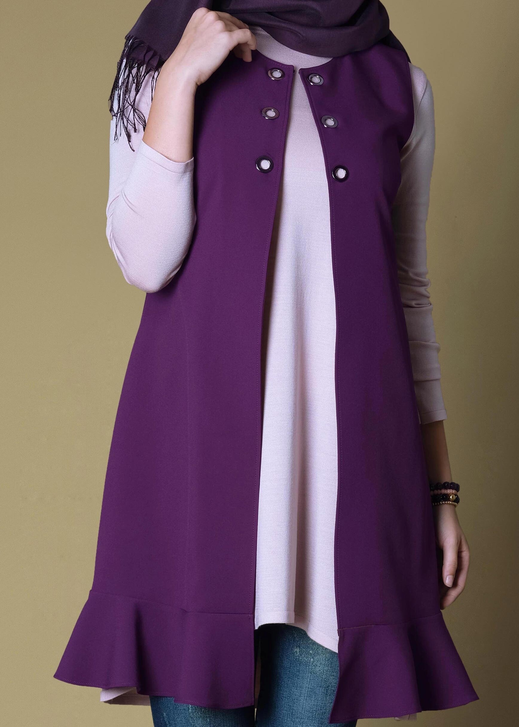 Tesettür giyim MOR KUŞ GÖZÜ DETAYLI VOLANLI YELEK 4671