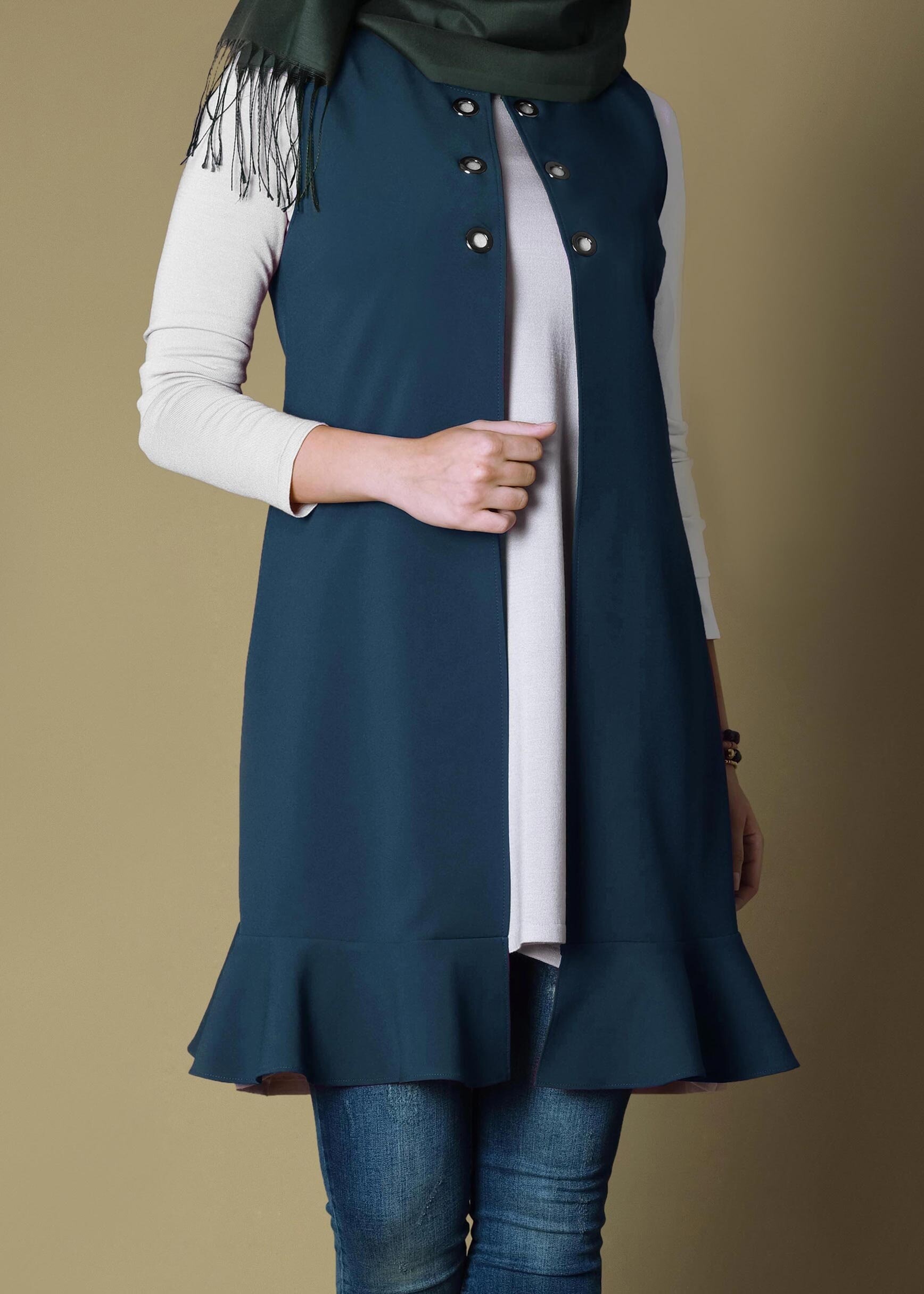 Tesettür giyim YEŞİL KUŞ GÖZÜ DETAYLI VOLANLI YELEK 4671