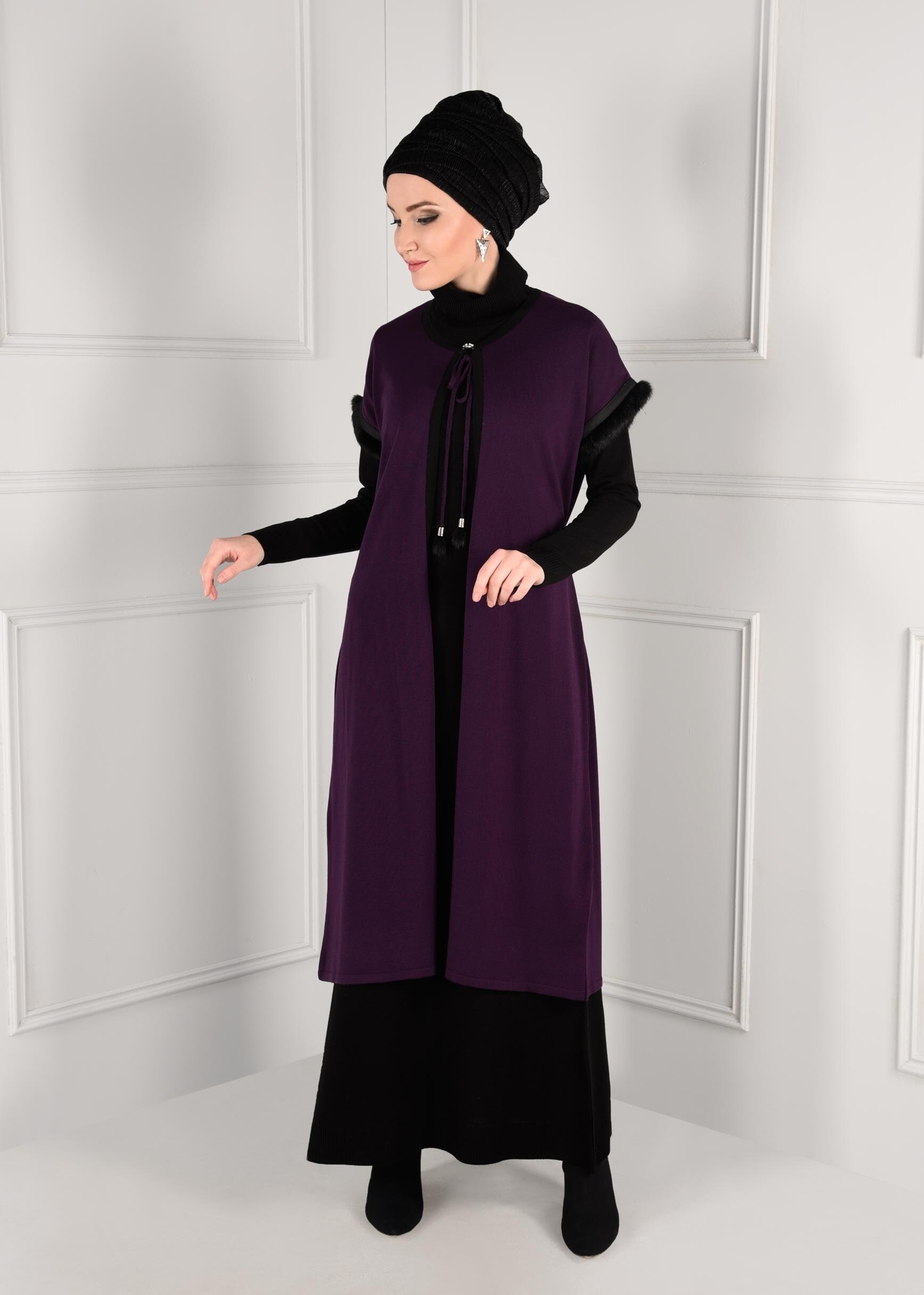 Tesettür giyim MÜRDÜM KÜRK DETAYLI BOYUNDAN BAĞLAMALI TRİKO YELEK 4698