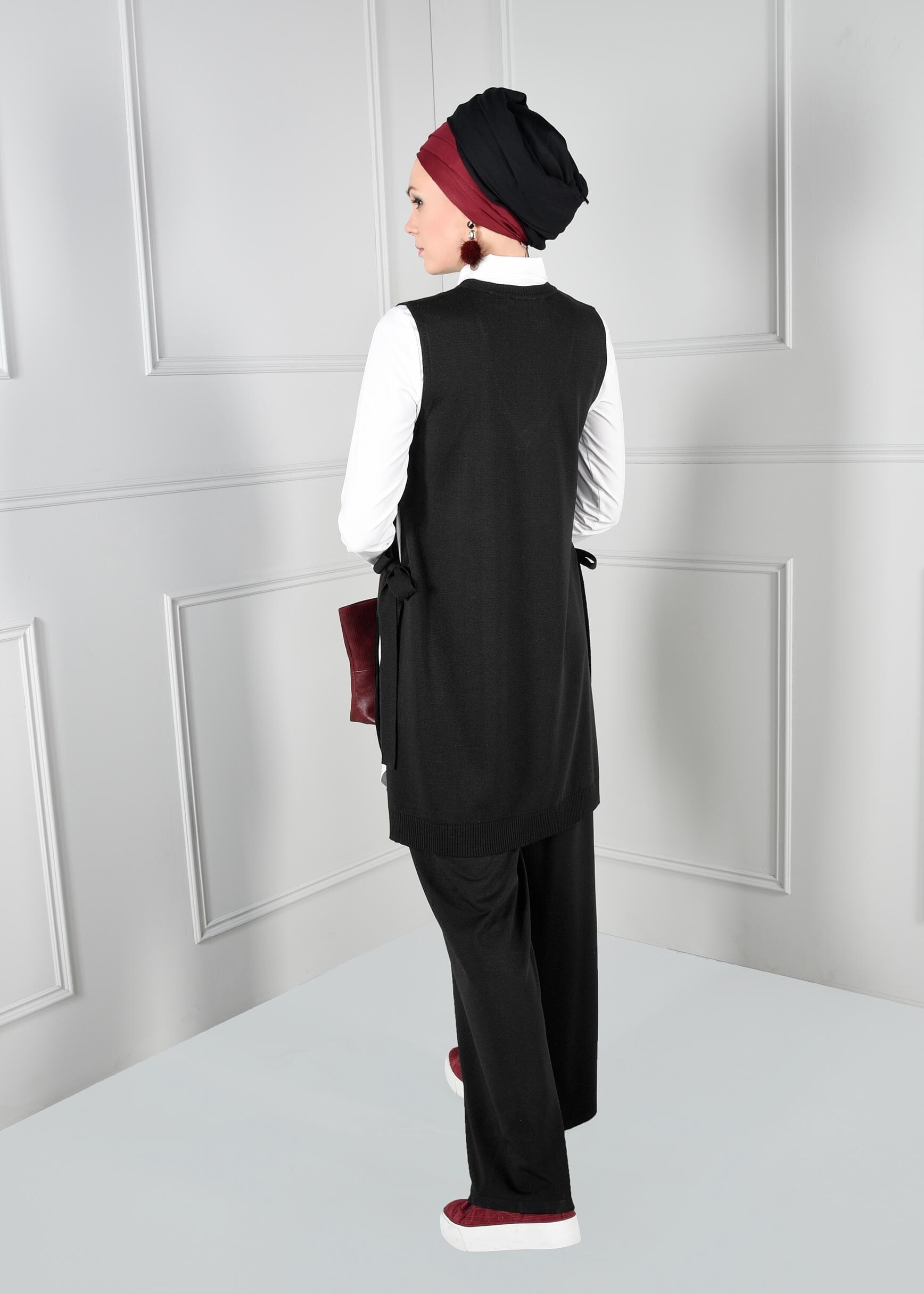 Tesettür giyim SİYAH YANDAN BAĞCIKLI V YAKA TRİKO YELEK 4699 