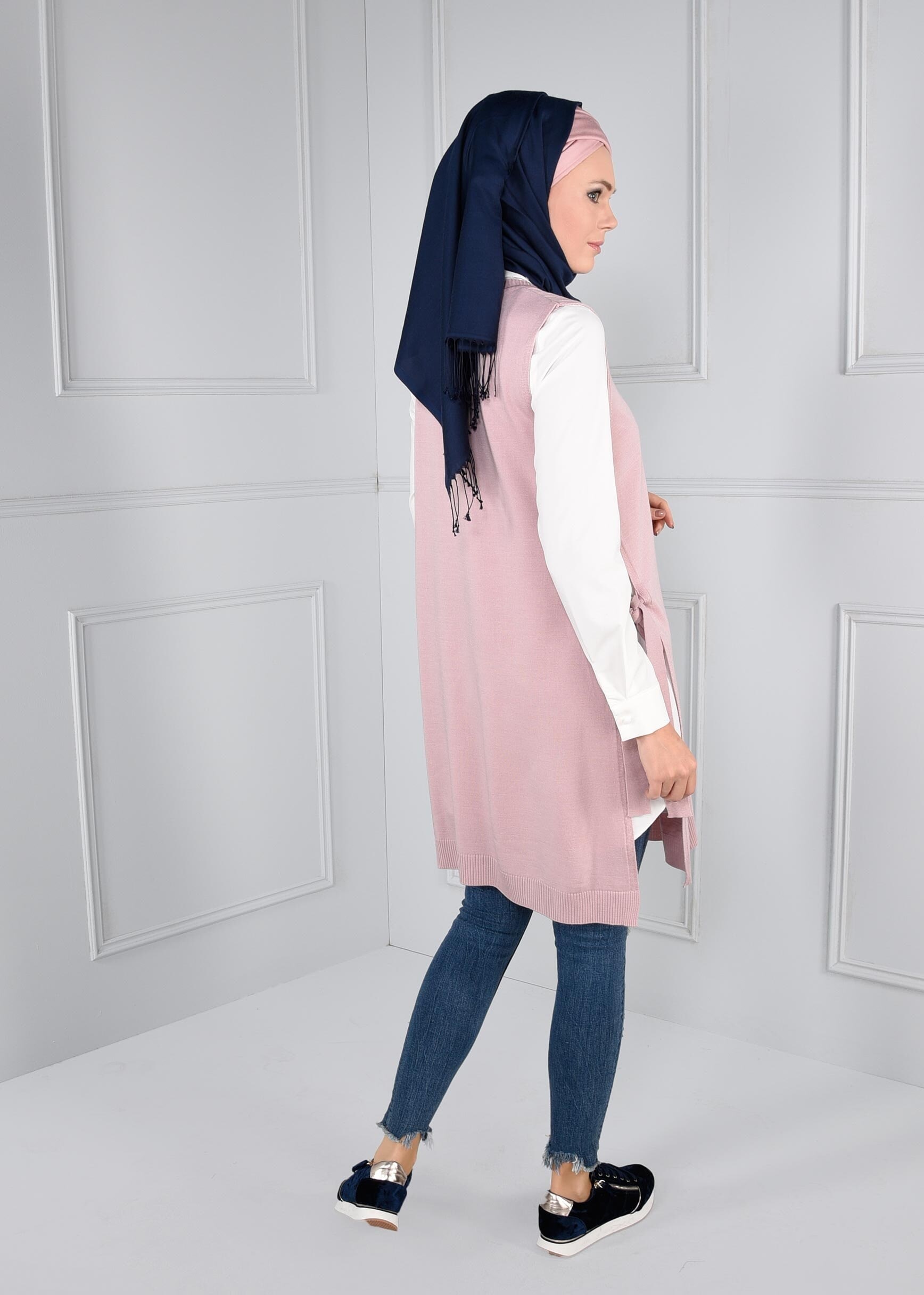 Tesettür giyim PUDRA YANDAN BAĞCIKLI V YAKA TRİKO YELEK 4699 