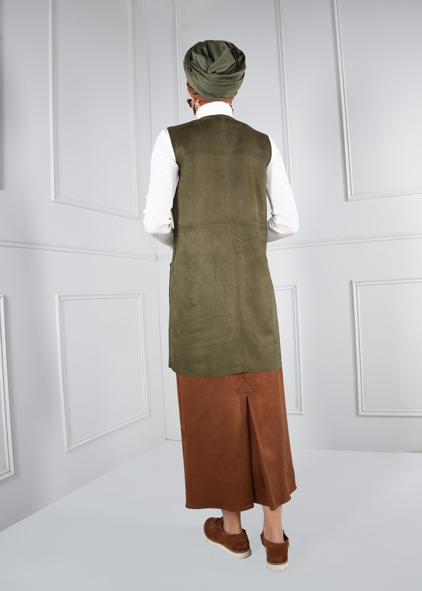 Tesettür giyim HAKİ ÇITÇITLI CEPLİ SÜET YELEK 4704