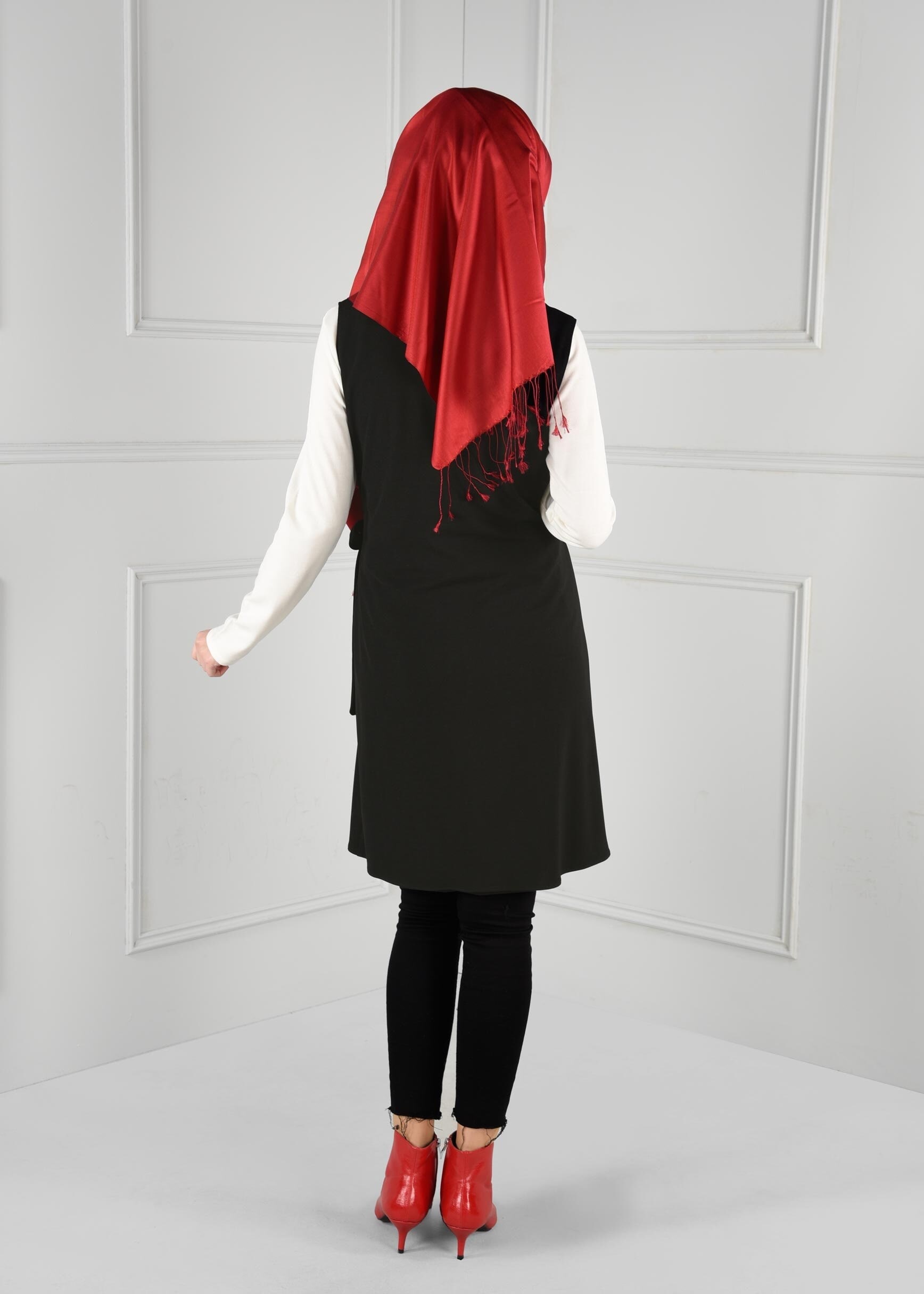 Tesettür giyim SİYAH KUŞAKLI ANVELOP YELEK 4707