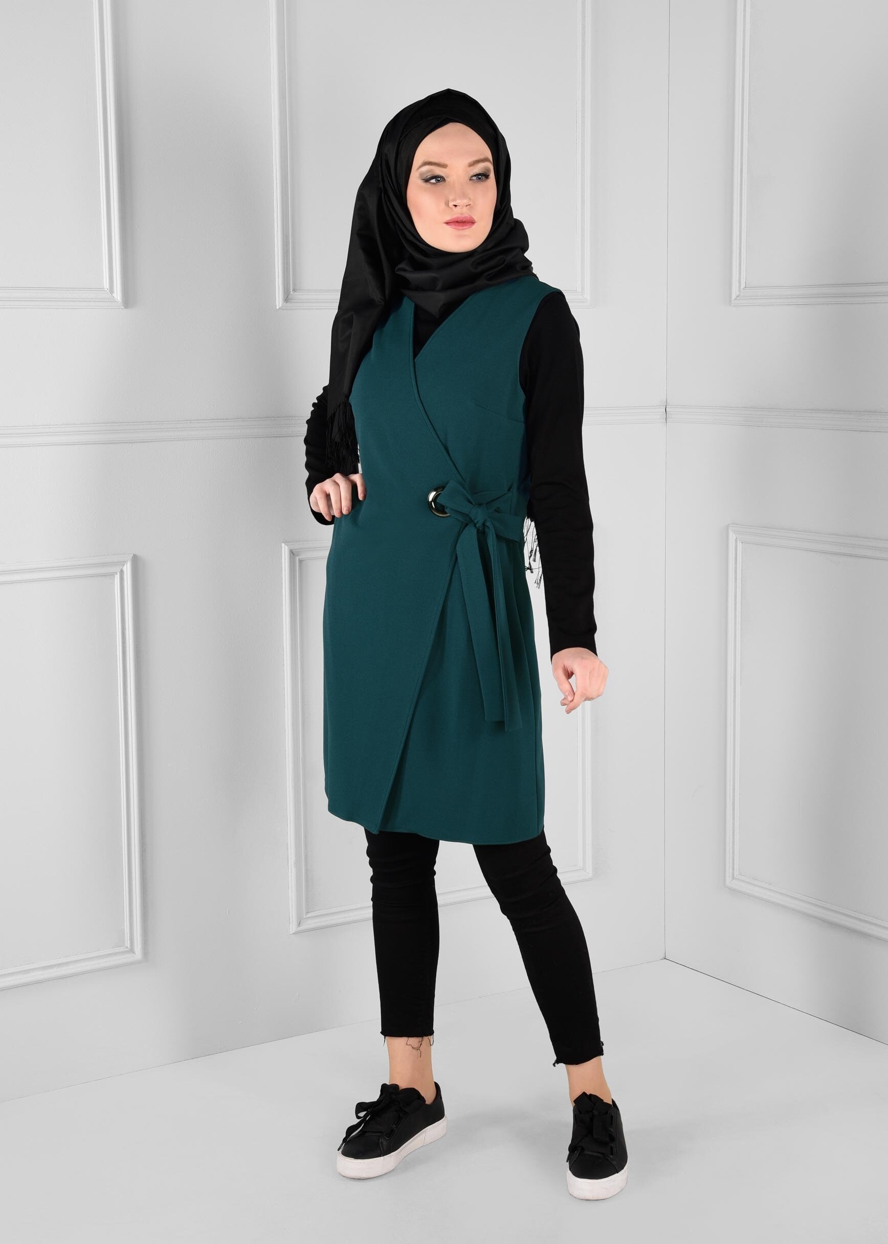 Tesettür giyim MAVİ KUŞAKLI ANVELOP YELEK 4707