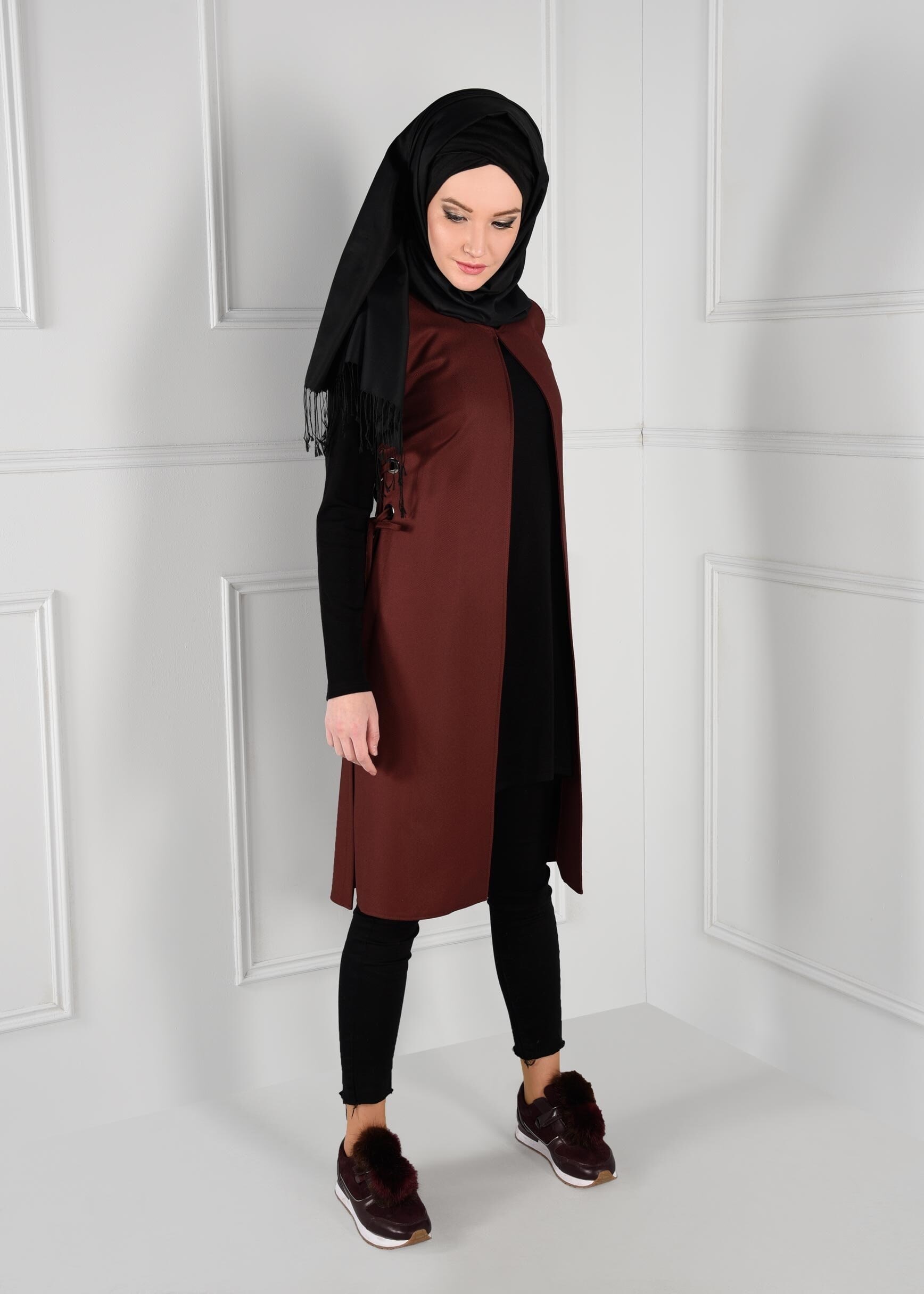 Tesettür giyim TURUNCU YANLARI YIRTMAÇLI KUŞ GÖZÜ DETAYLI YELEK 4709