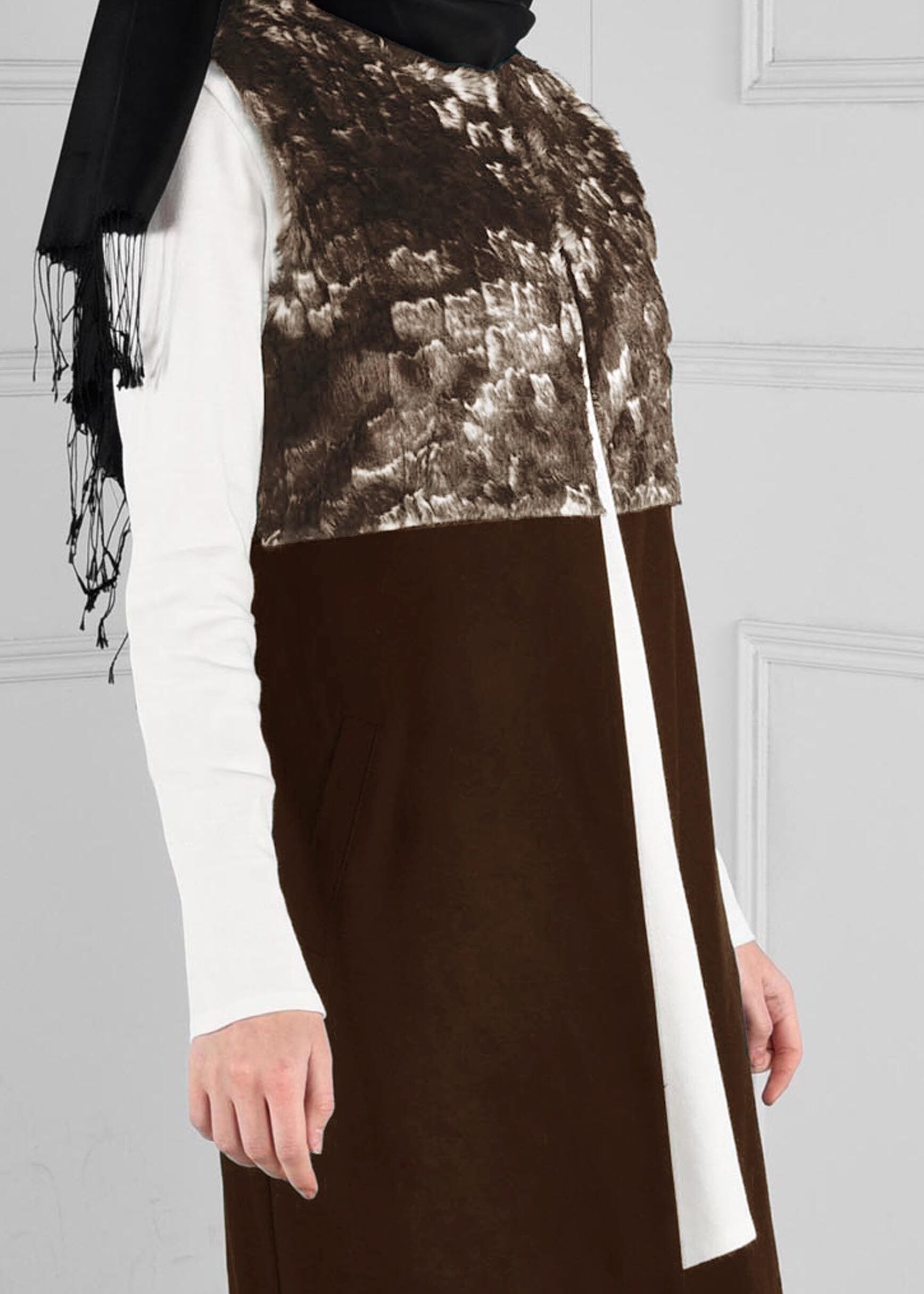 Tesettür giyim KAHVE ÜST KISMI KÜRKLÜ YELEK 4730