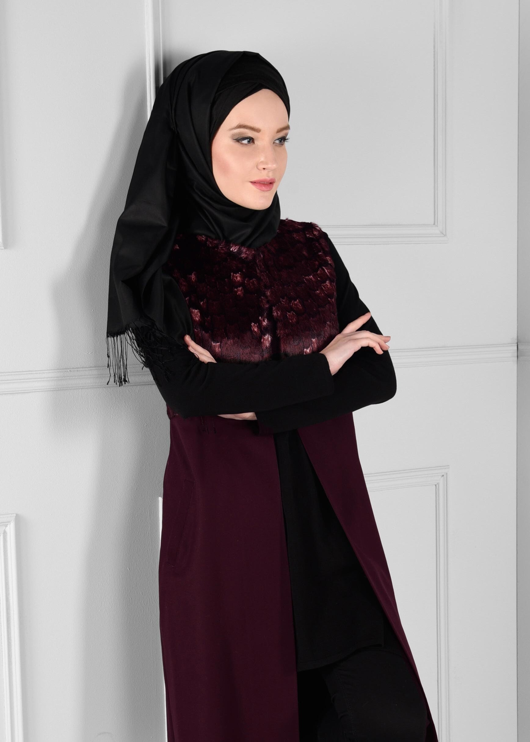 Tesettür giyim MÜRDÜM ÜST KISMI KÜRKLÜ YELEK 4730