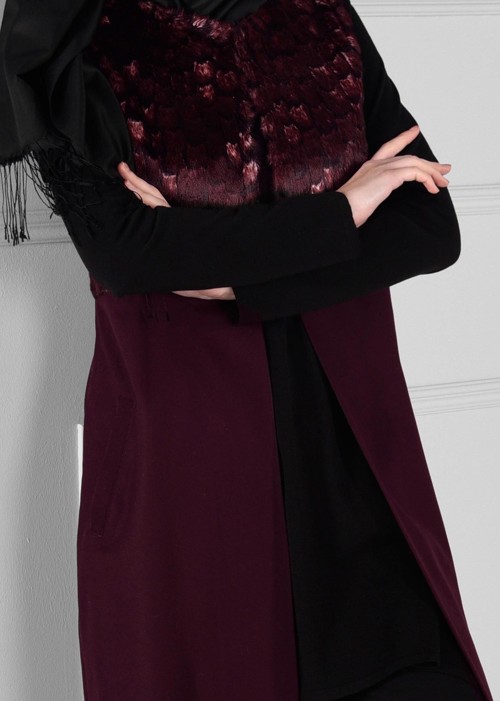 Tesettür giyim MÜRDÜM ÜST KISMI KÜRKLÜ YELEK 4730