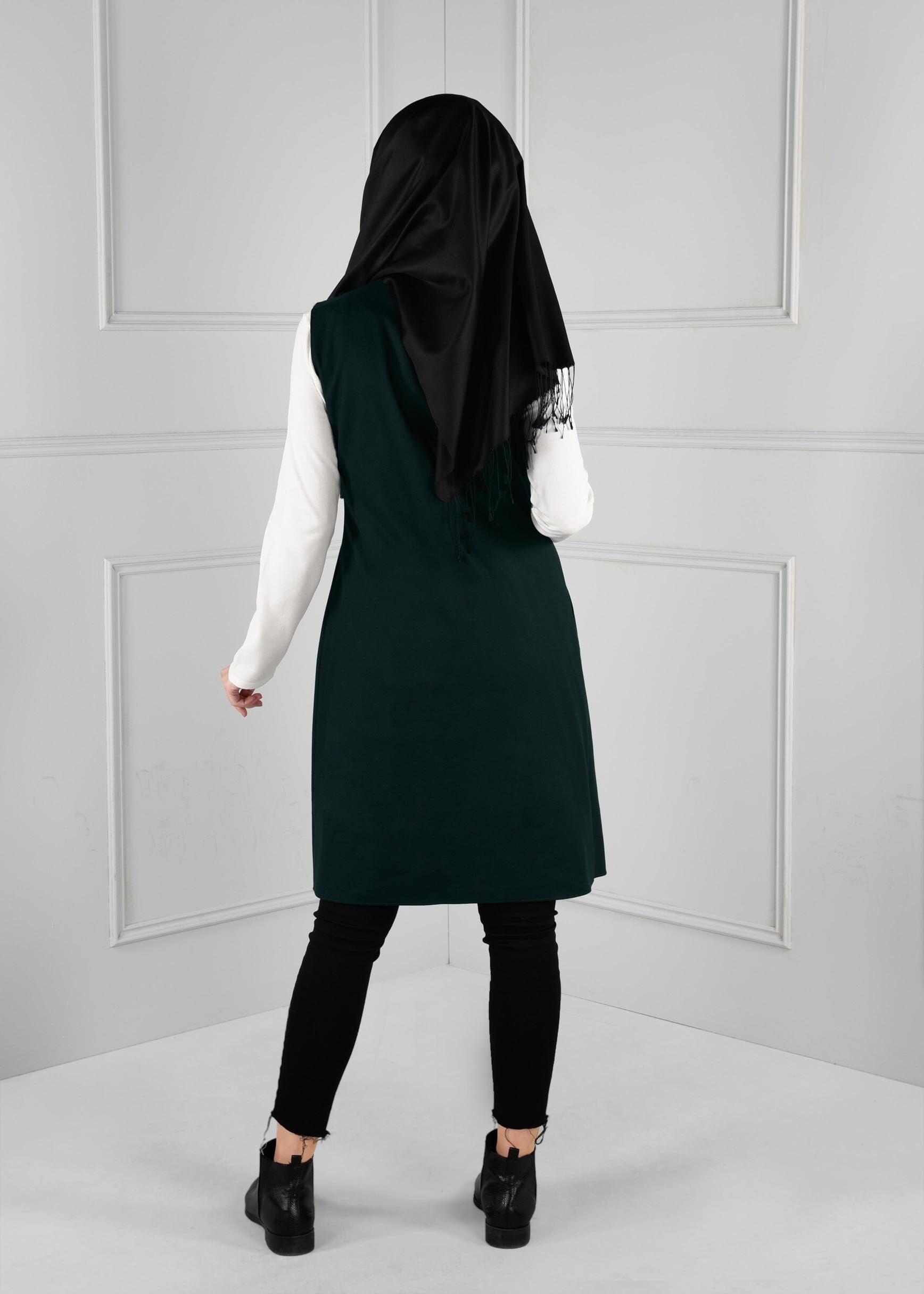 Tesettür giyim YEŞİL ÜST KISMI KÜRKLÜ YELEK 4730