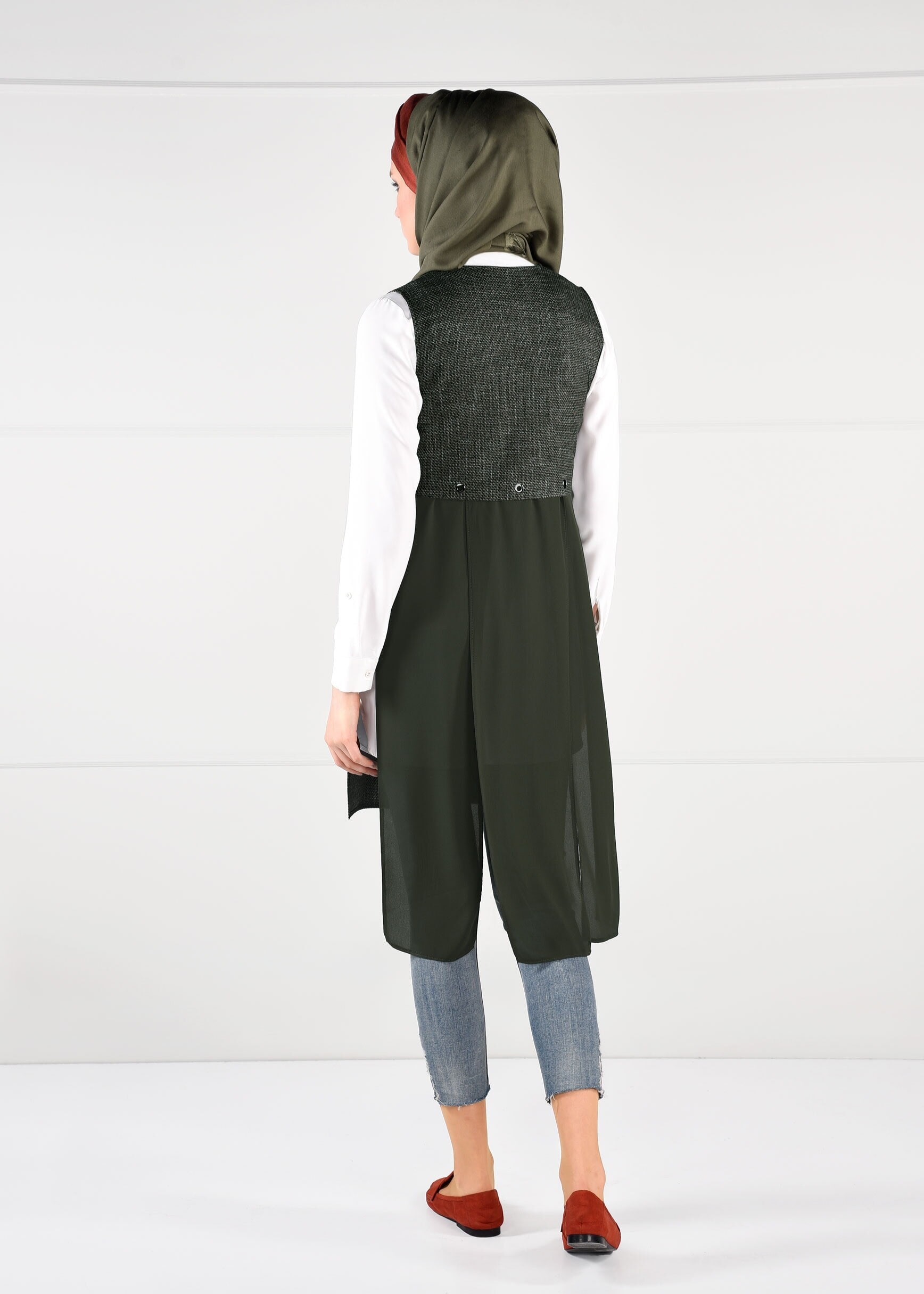 Tesettür giyim HAKİ YANLARI YIRTMAÇLI ASİMETRİK KESİM CEPLİ YELEK 4756